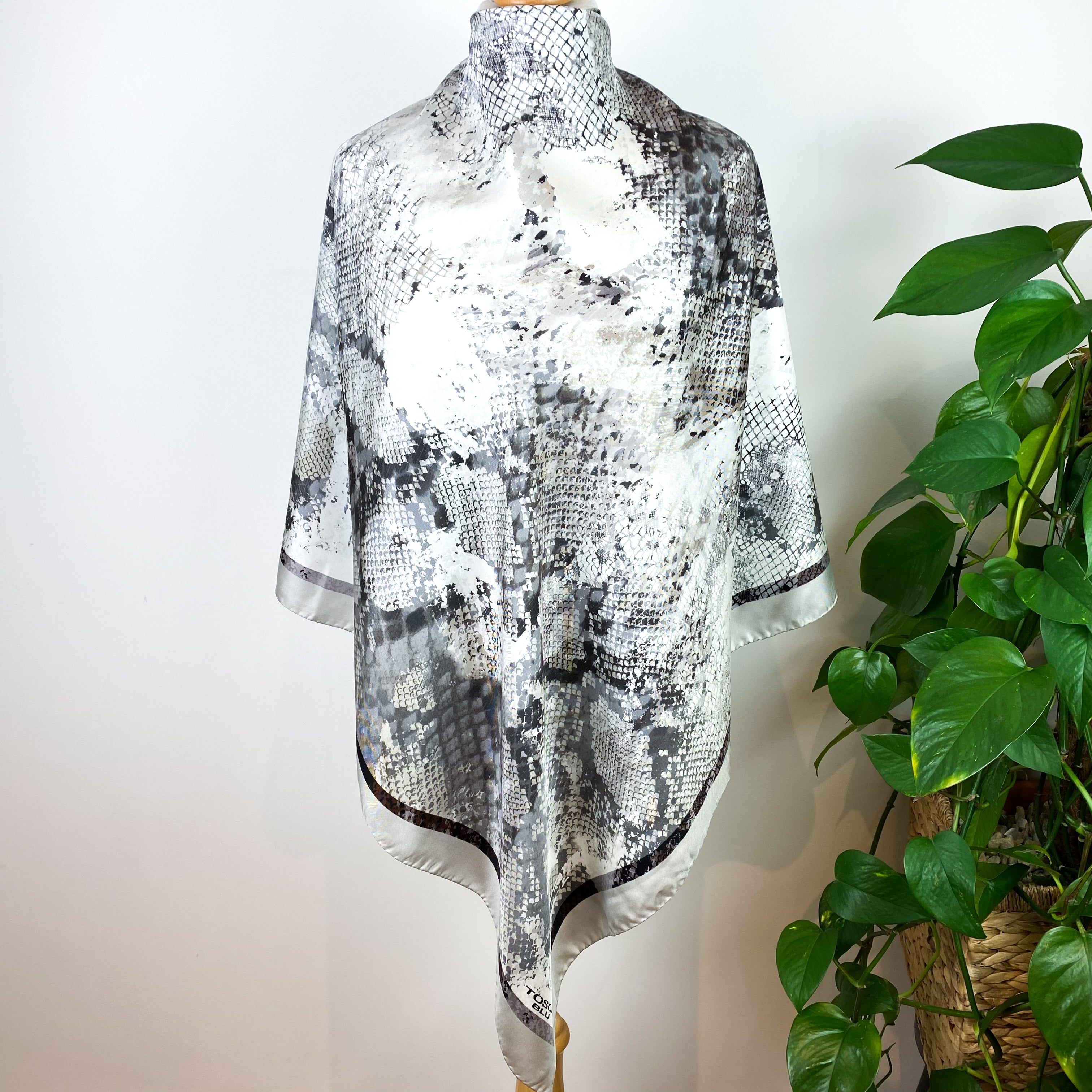 Tosca Blu Animal Print Silk Scarf