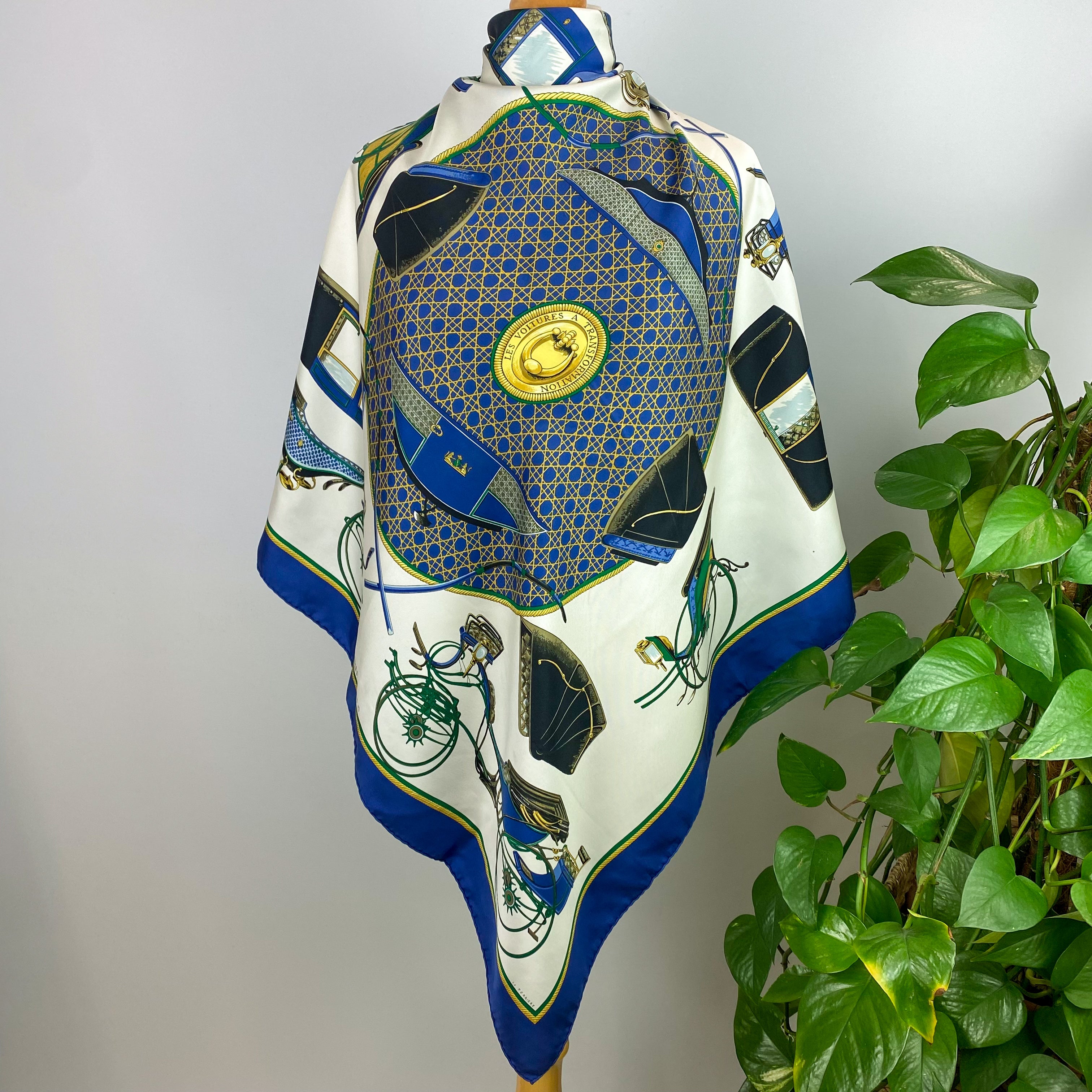 Hermès Les Voitures A Transformation Silk Scarf