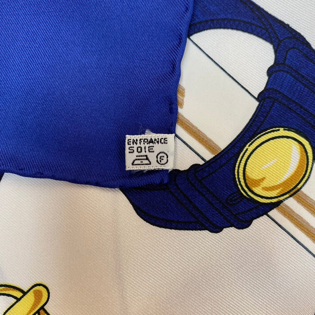 Brand New Boxed Hermès Eperon D’Or Silk Scarf