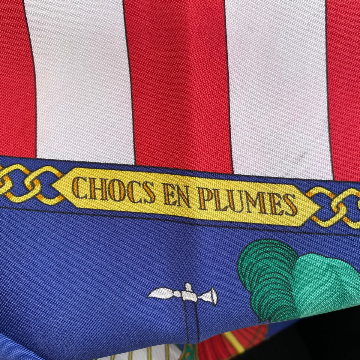 Hermès Chocs En Plumes Silk Scarf