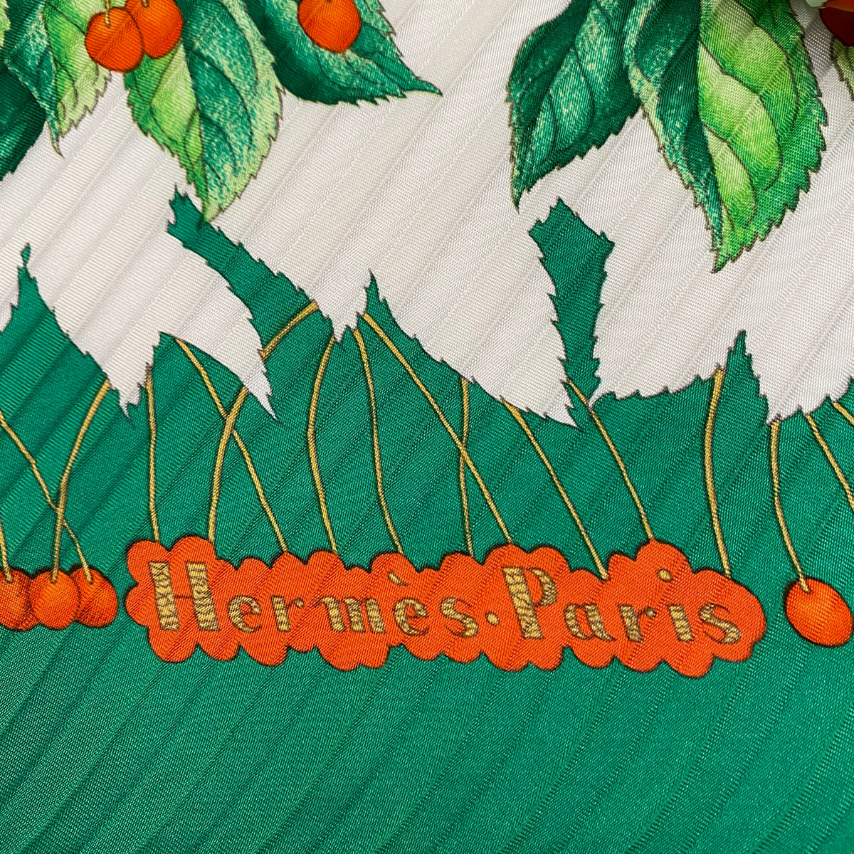 Boxed Hermès Les Merises Silk Plisse Scarf