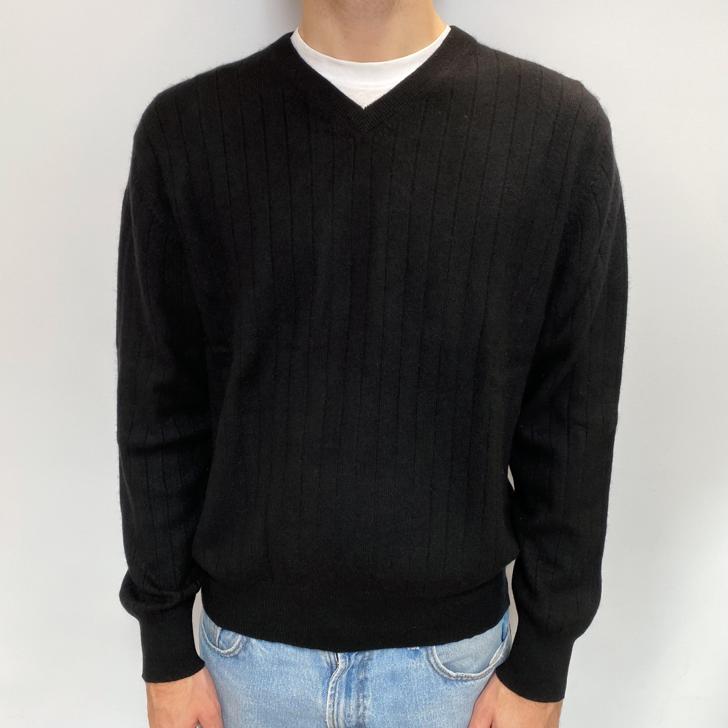 Men's Black Rib Cashmere V Neck Jumper Large