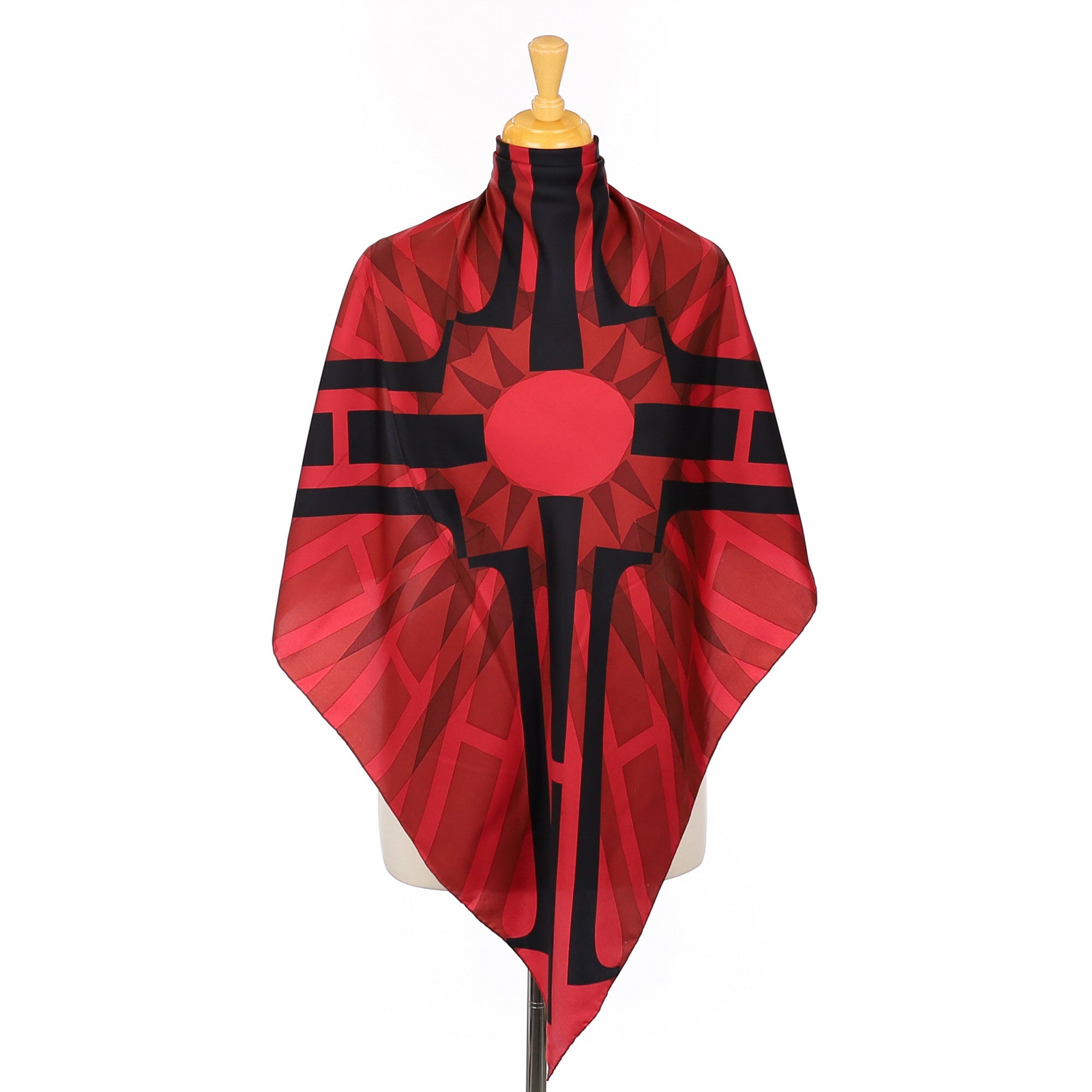 Immaculate Hobbs Geometric Silk Scarf