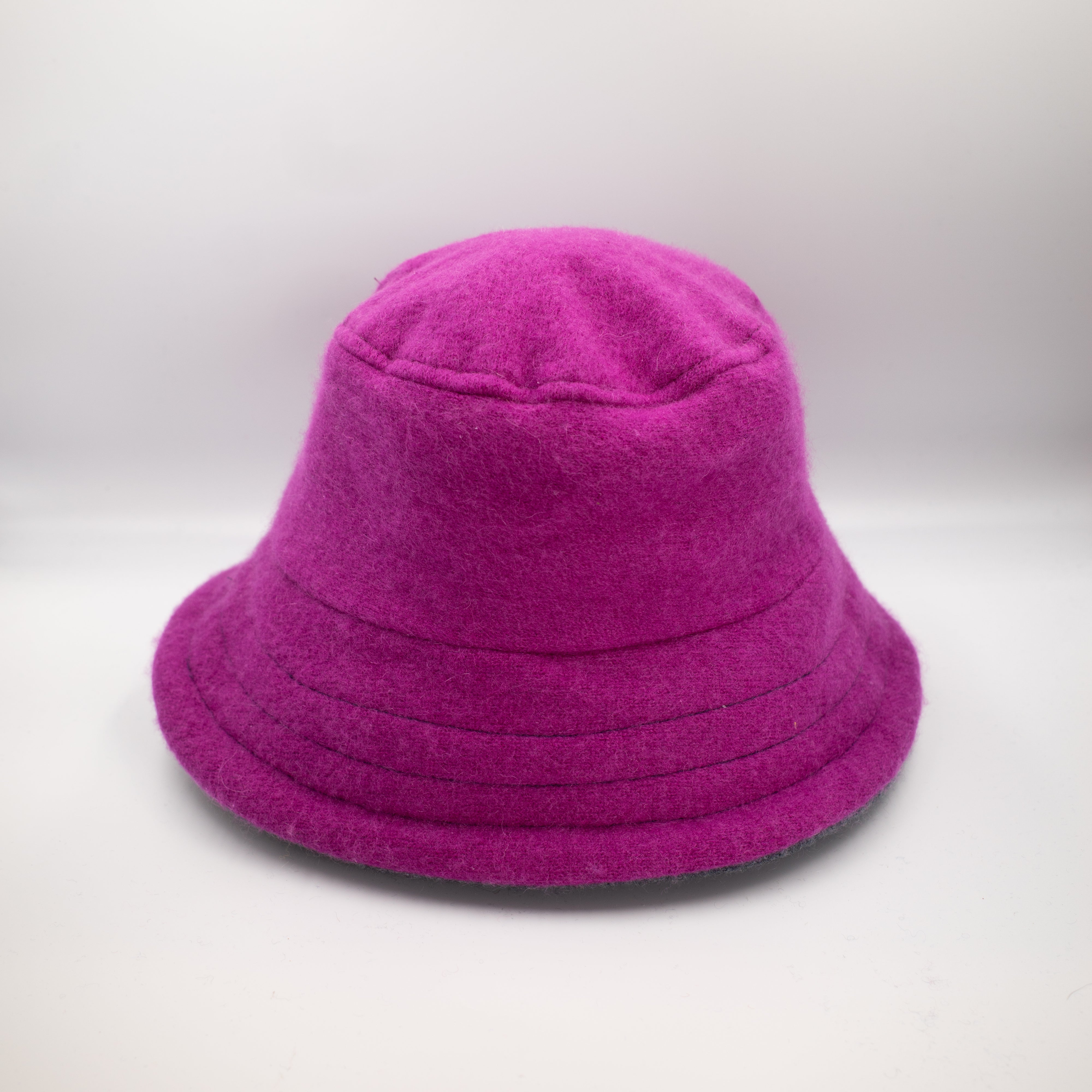 Fuchsia Purple Reversible Cashmere Bucket Hat Medium