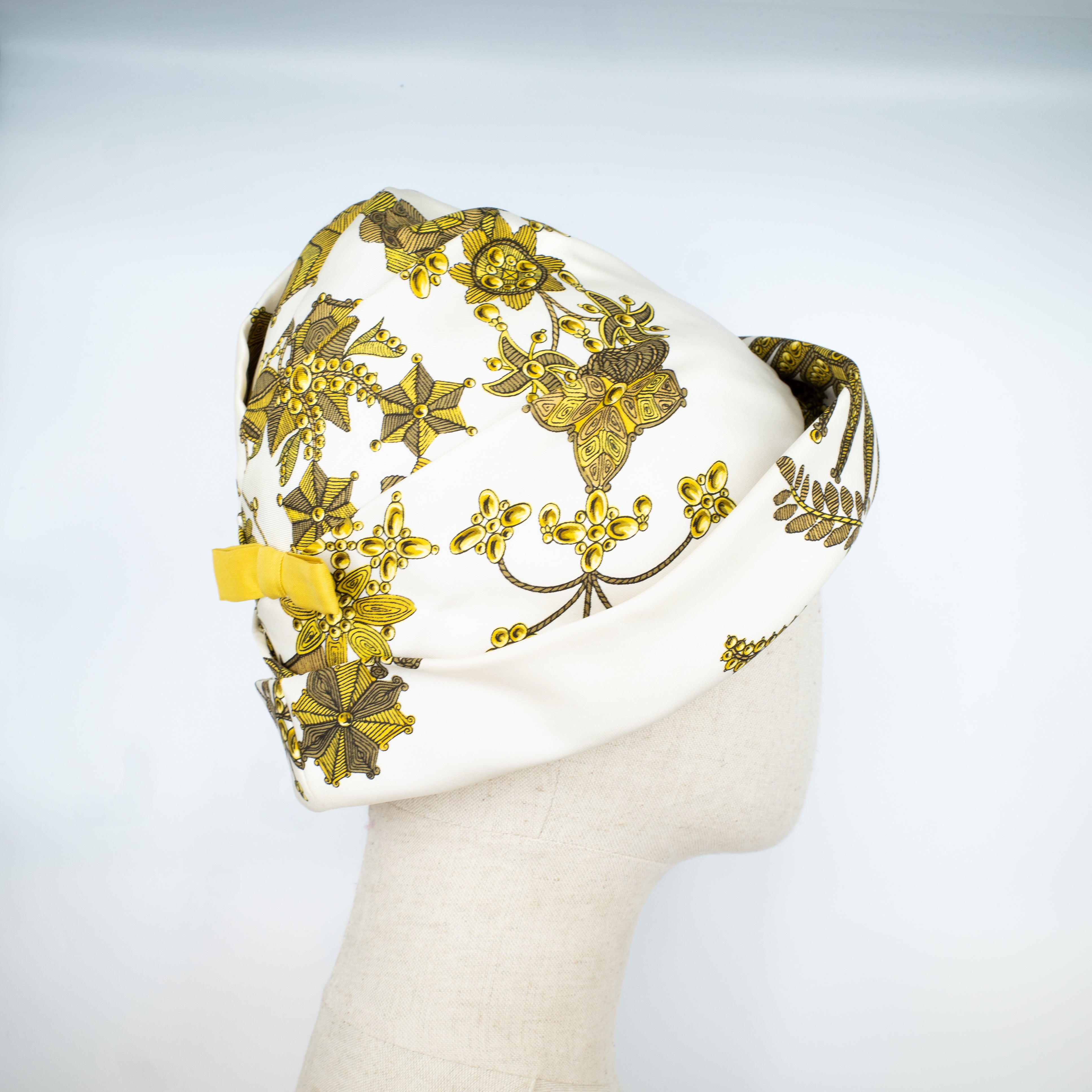 Rare Boxed Hermés 1920’s Style Silk Hat