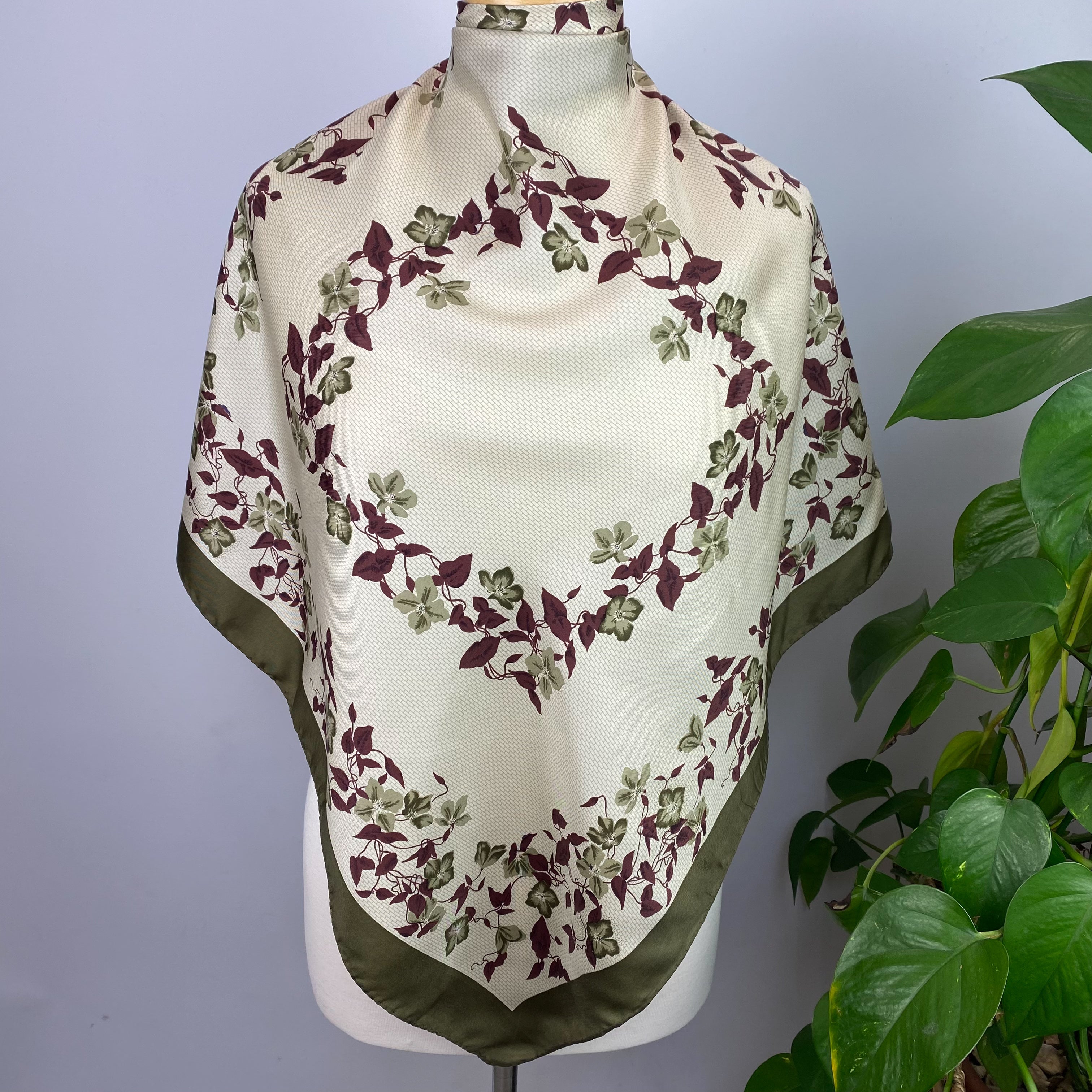1970s Floral Vintage Silk Scarf