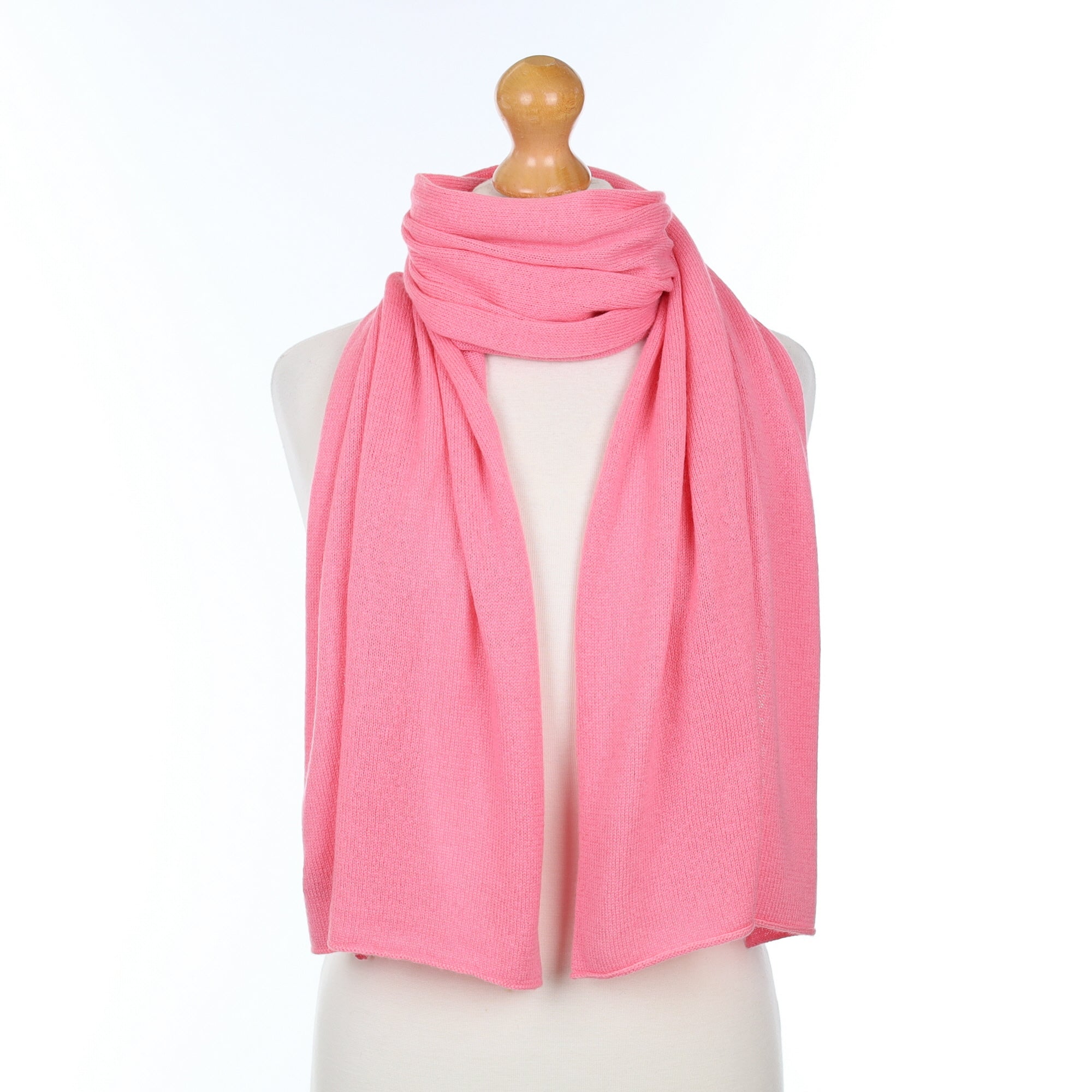 Brand New Scottish Bubblegum Pink Cashmere Knitted Scarf