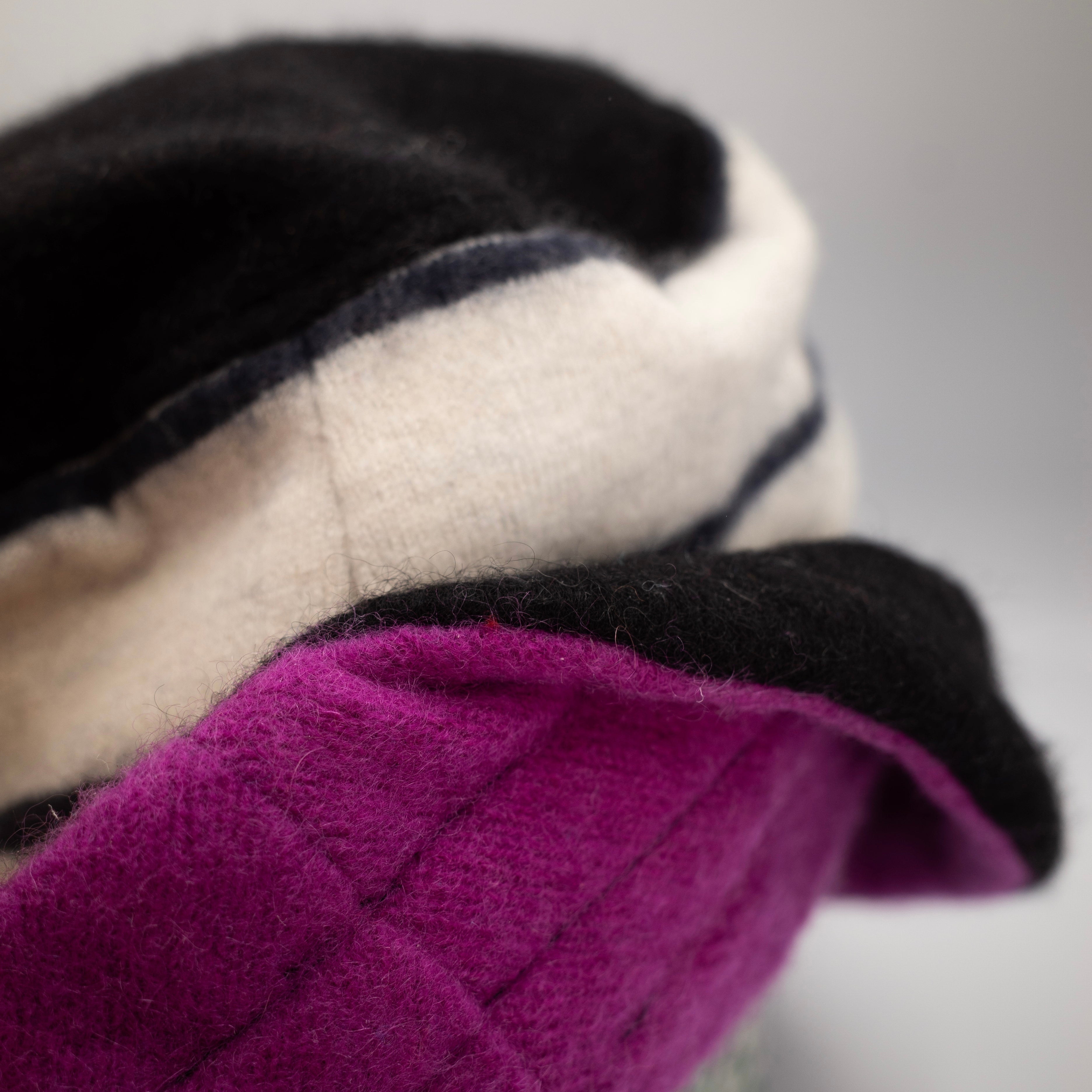 Black and White Striped Reversible Cashmere Bucket Hat Large
