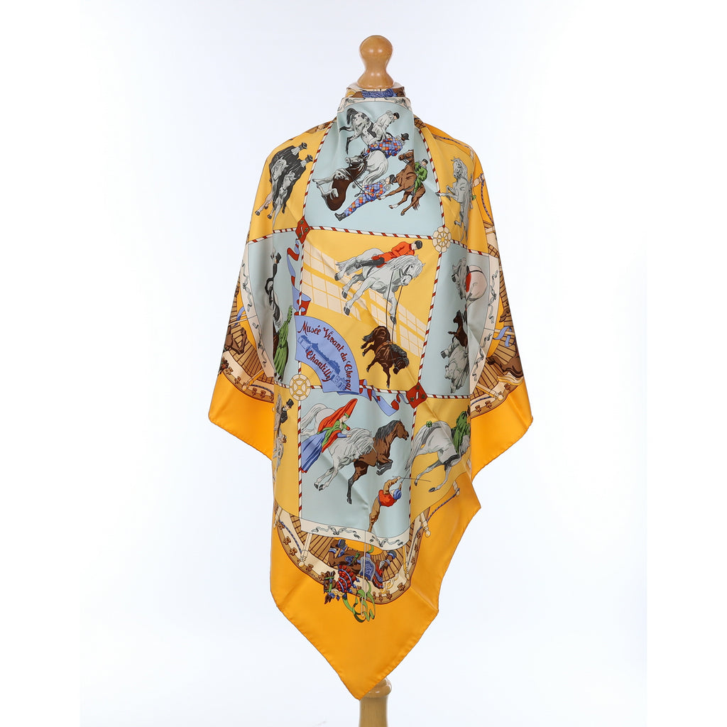 Brand New Boxed Hermès Musée Vivant du Cheval Chantilly Silk Scarf