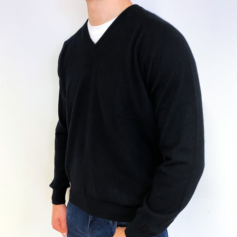 Men's Black Cashmere V-Neck Jumper Extra Large