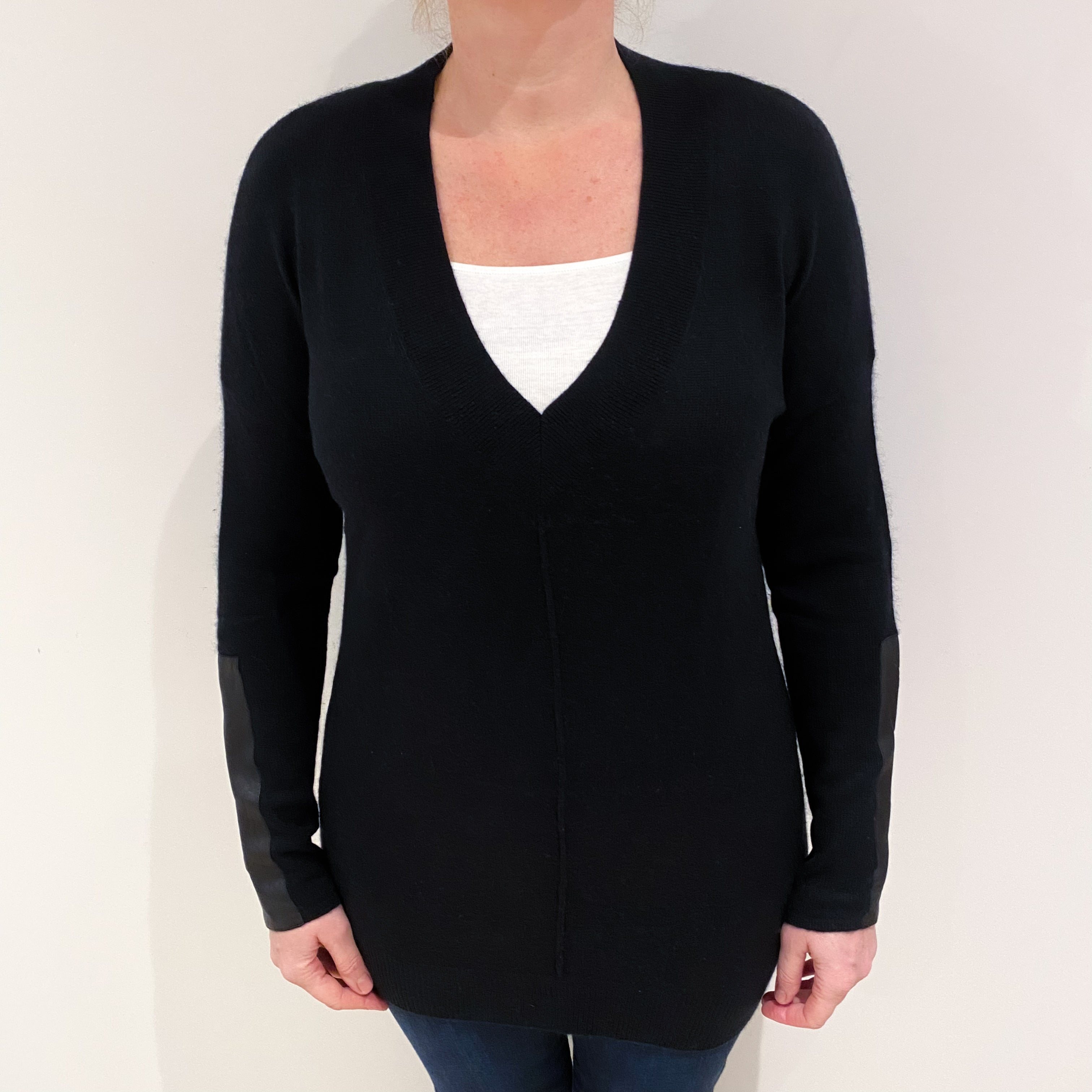 Black Cashmere V Neck Jumper Large