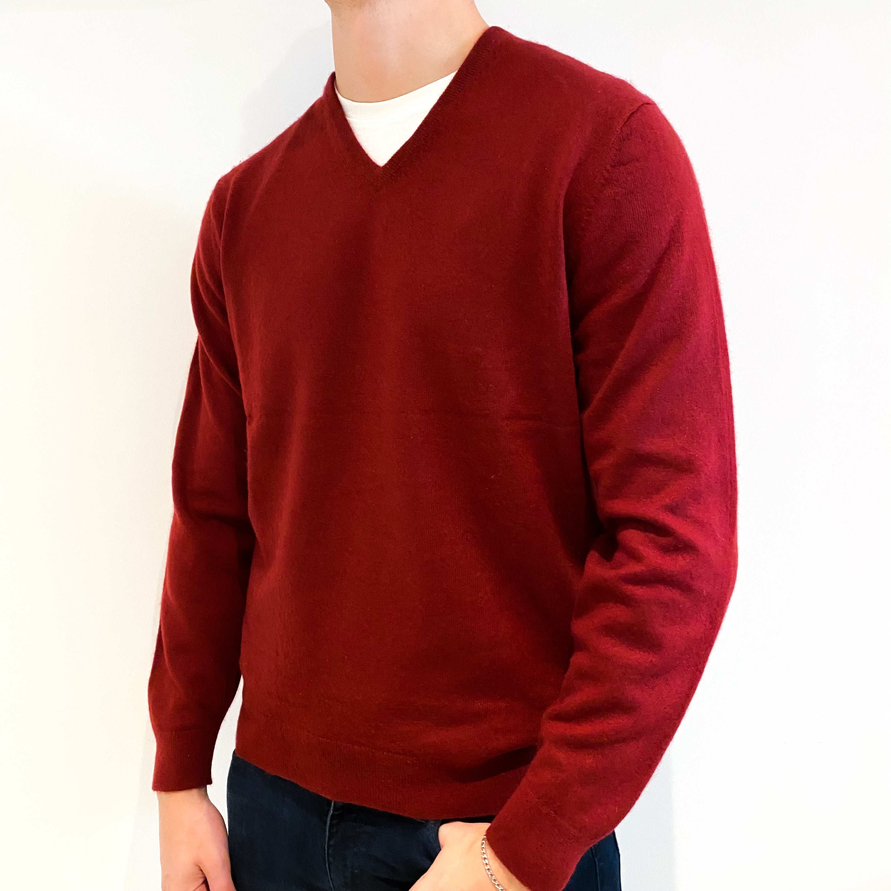 Men's Burgundy Red Cashmere V-Neck Jumper Extra Large