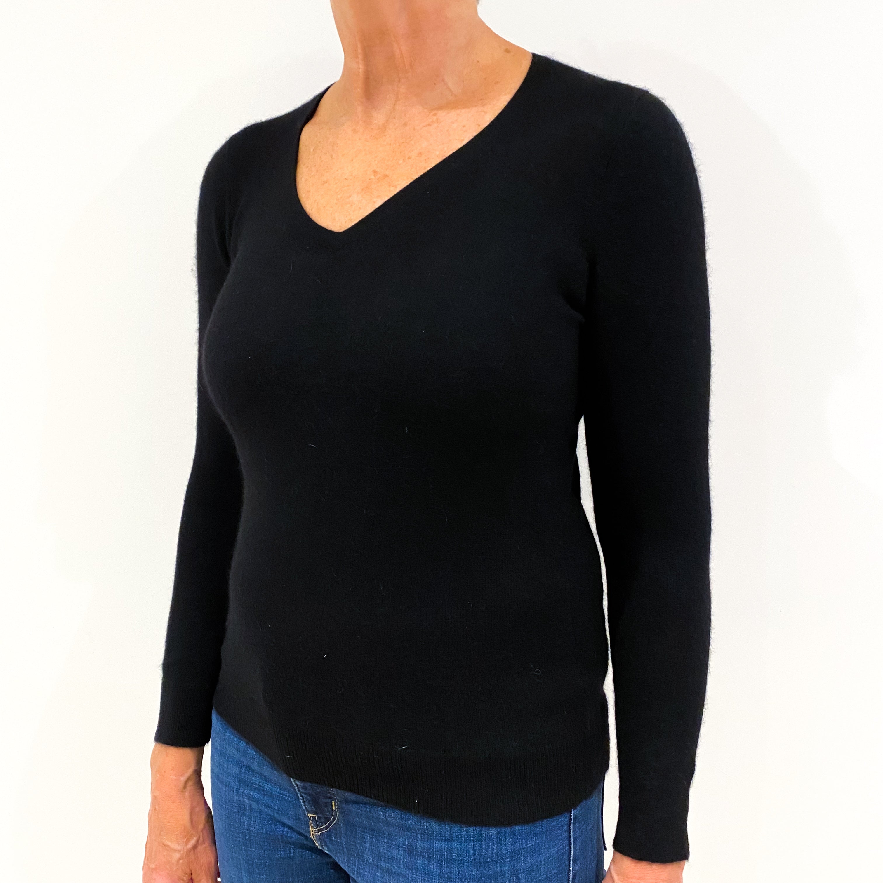 Black Cashmere V-Neck Jumper Medium