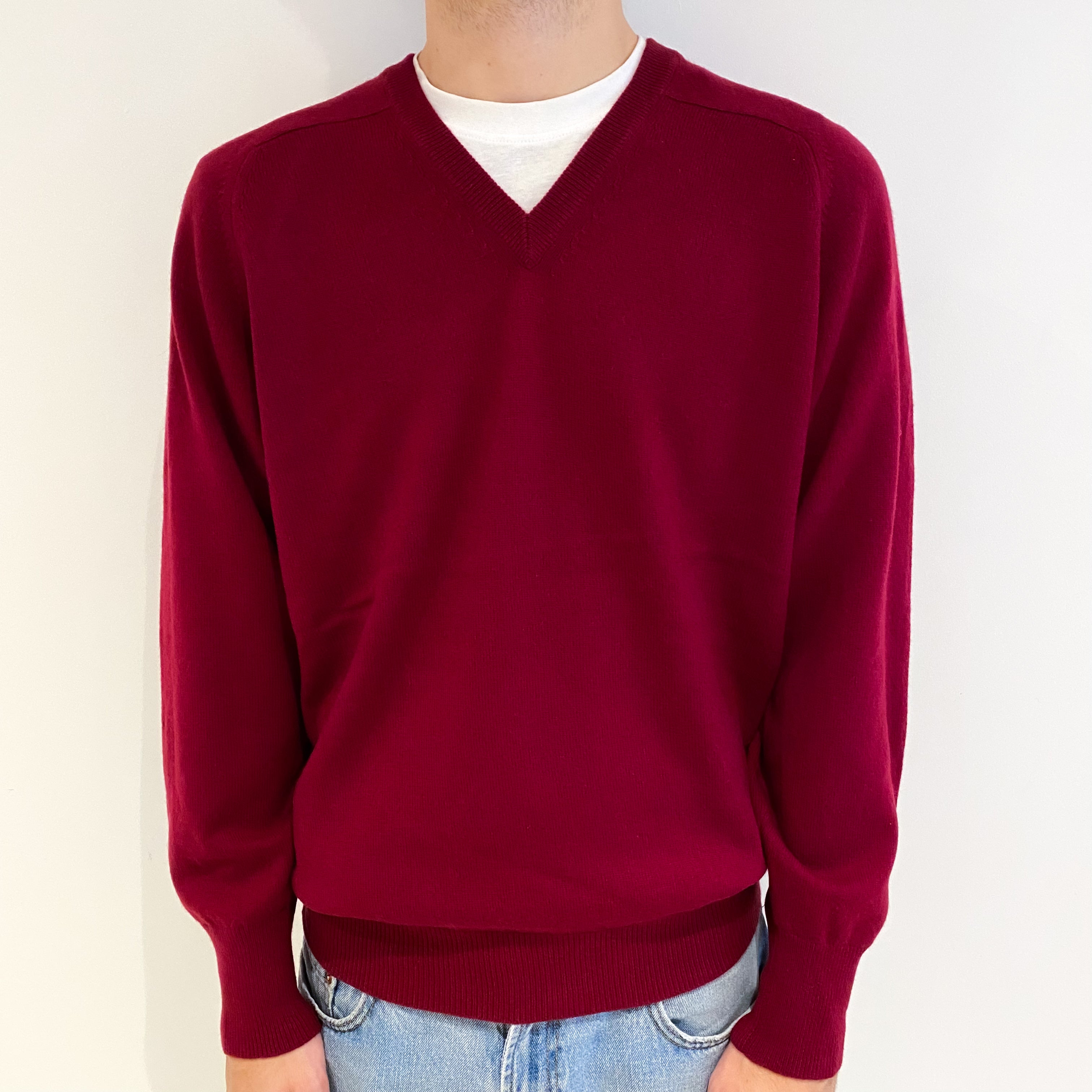 Men's Burgundy Red Cashmere V Neck Jumper Large