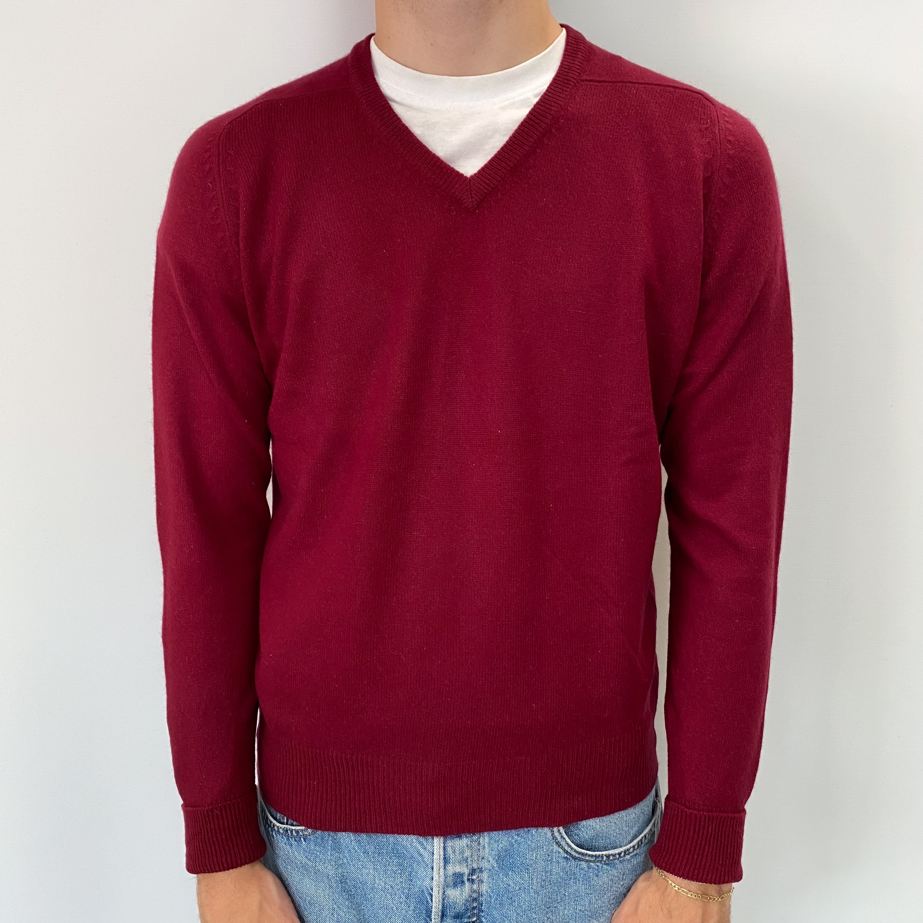 Men's Burgundy Cashmere V Neck Jumper Medium
