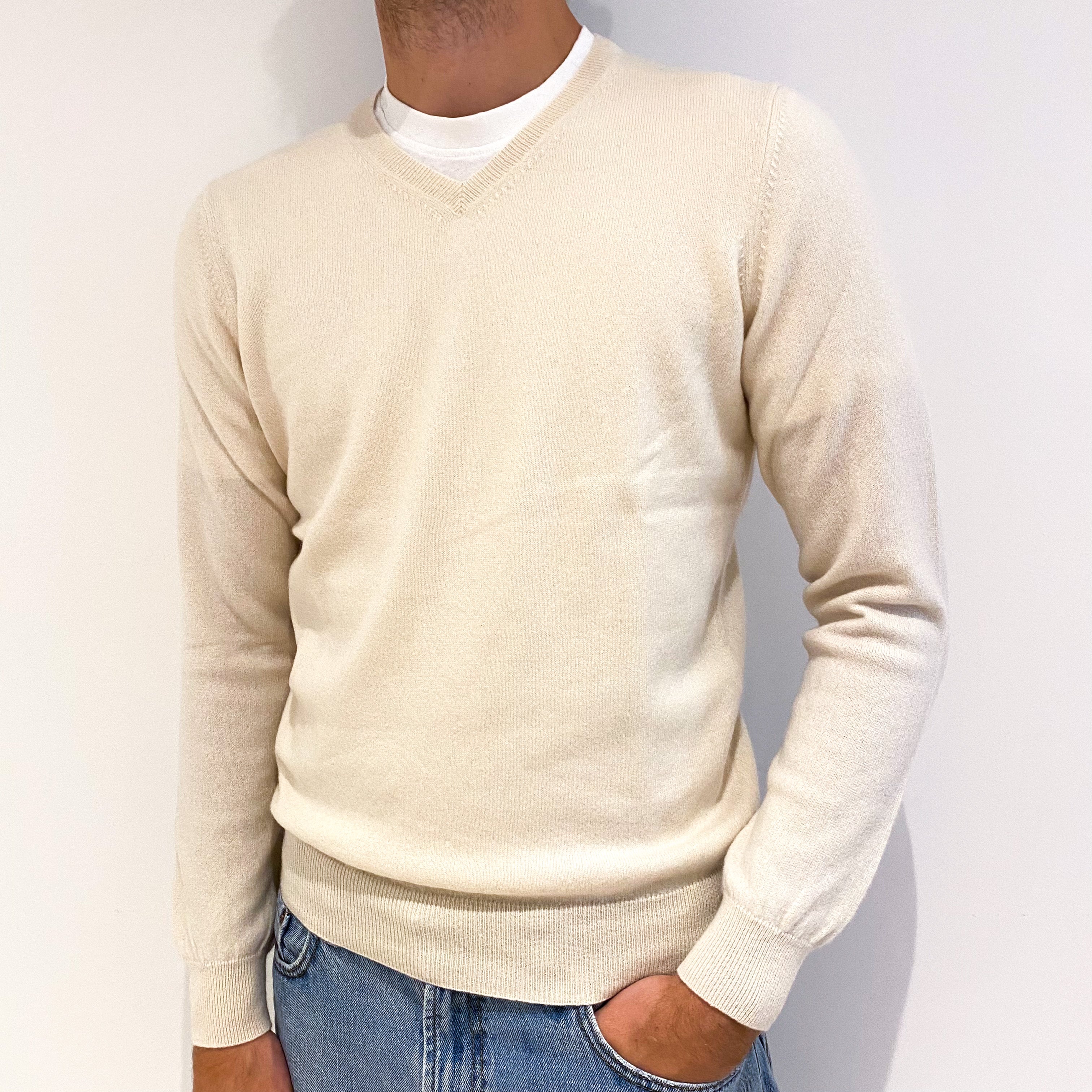 Men's Cream Cashmere V-Neck Jumper Medium