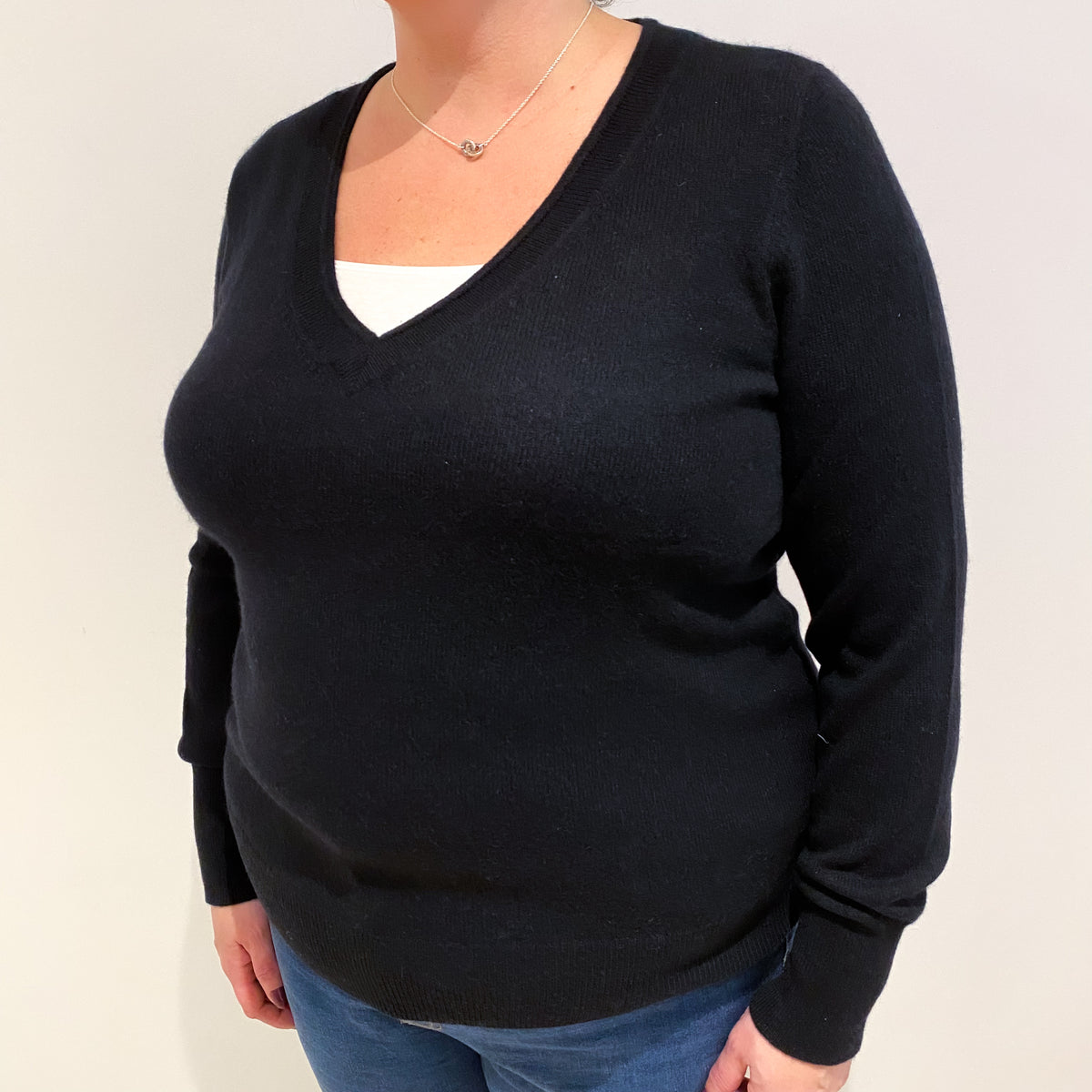 Black Cashmere V Neck Jumper Extra Large