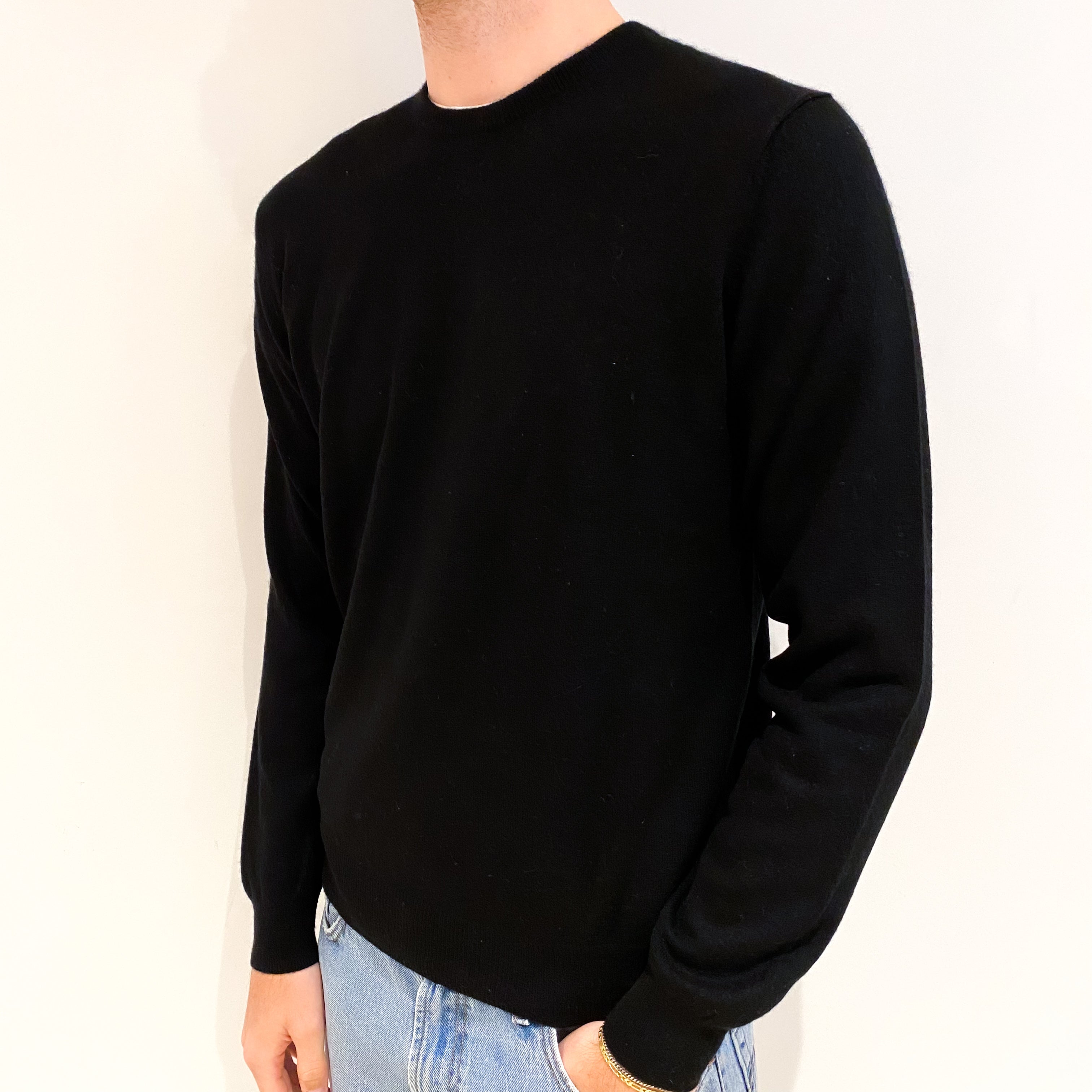 Men's Black Cashmere Crew Neck Jumper Medium