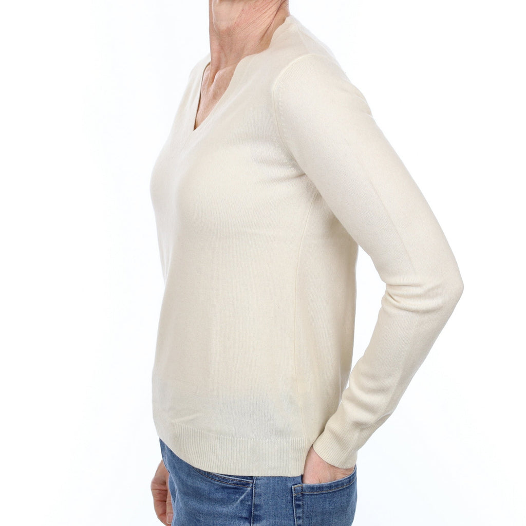 Vanilla Cream Cashmere V Neck Jumper Small