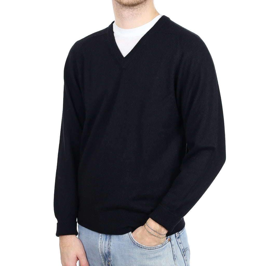 Men's Black Cashmere V Neck Jumper Large
