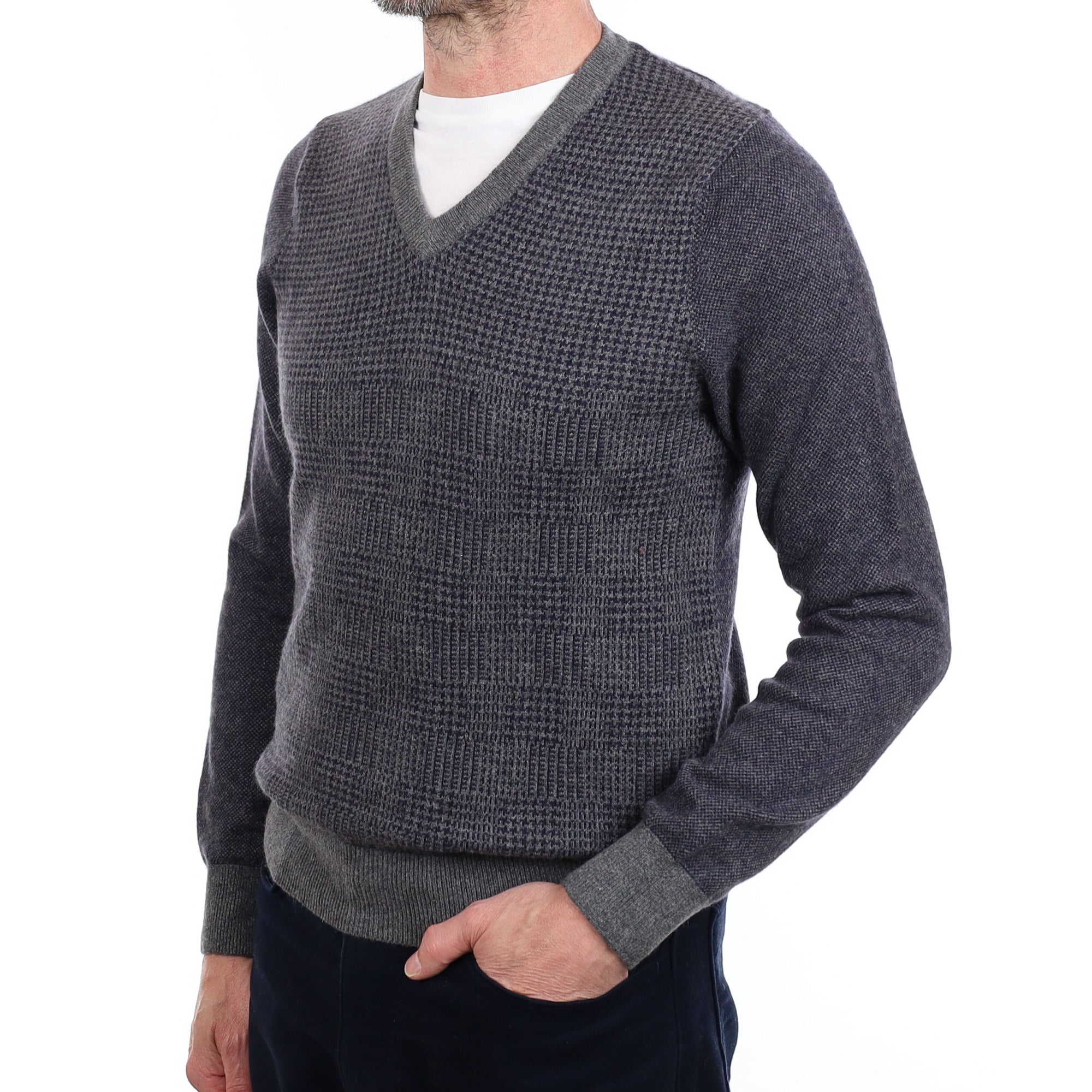 Men's Navy and Grey Dog Tooth Cashmere V Neck Jumper Small
