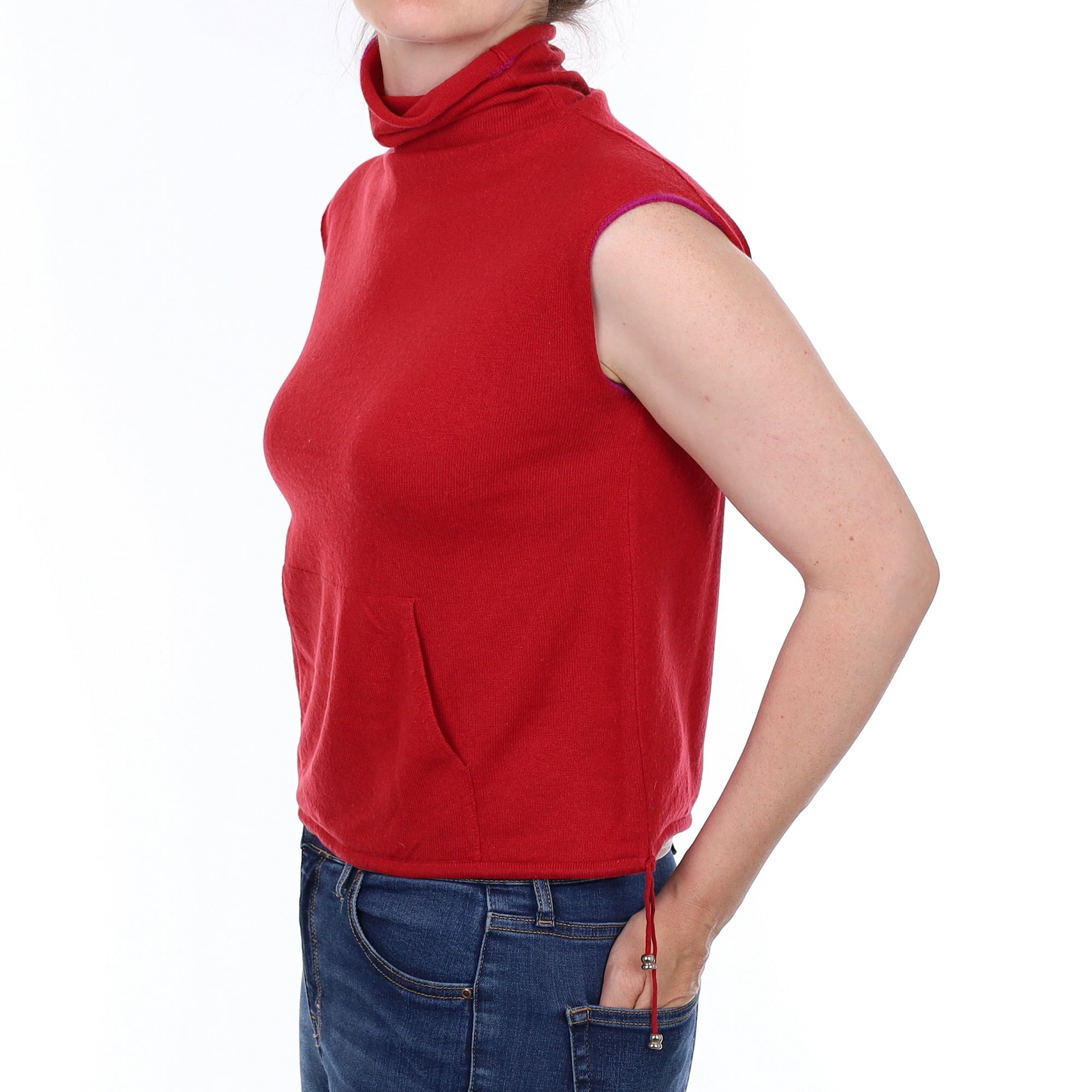 Red Cashmere Sleeveless Turtle Neck Jumper Small