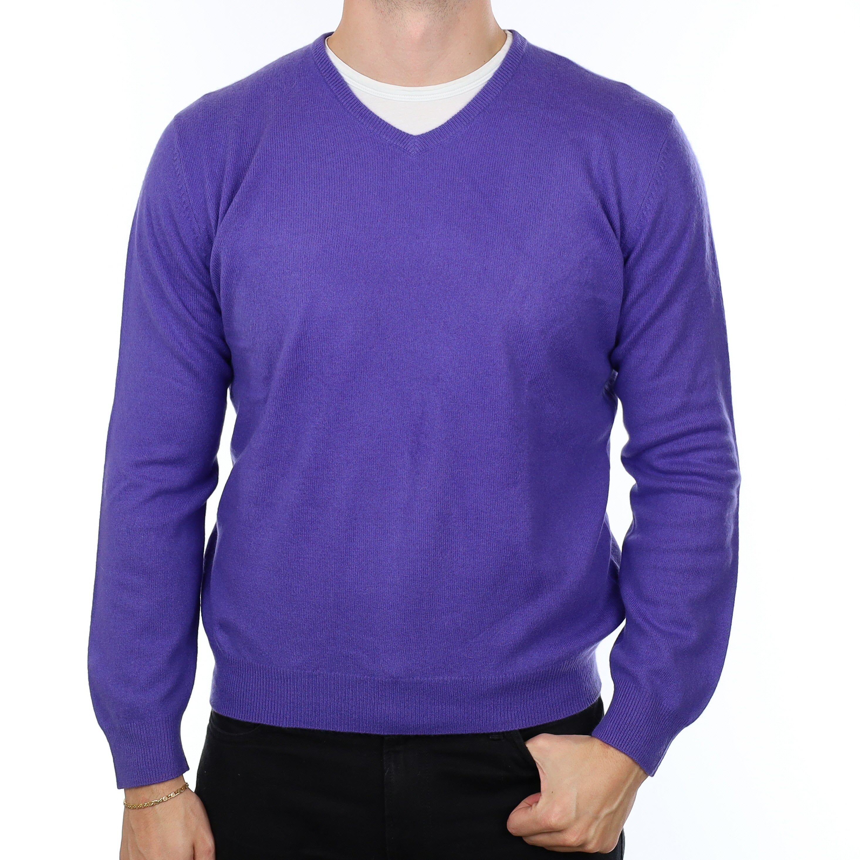 Men's Wisteria Purple Cashmere V Neck Jumper XL