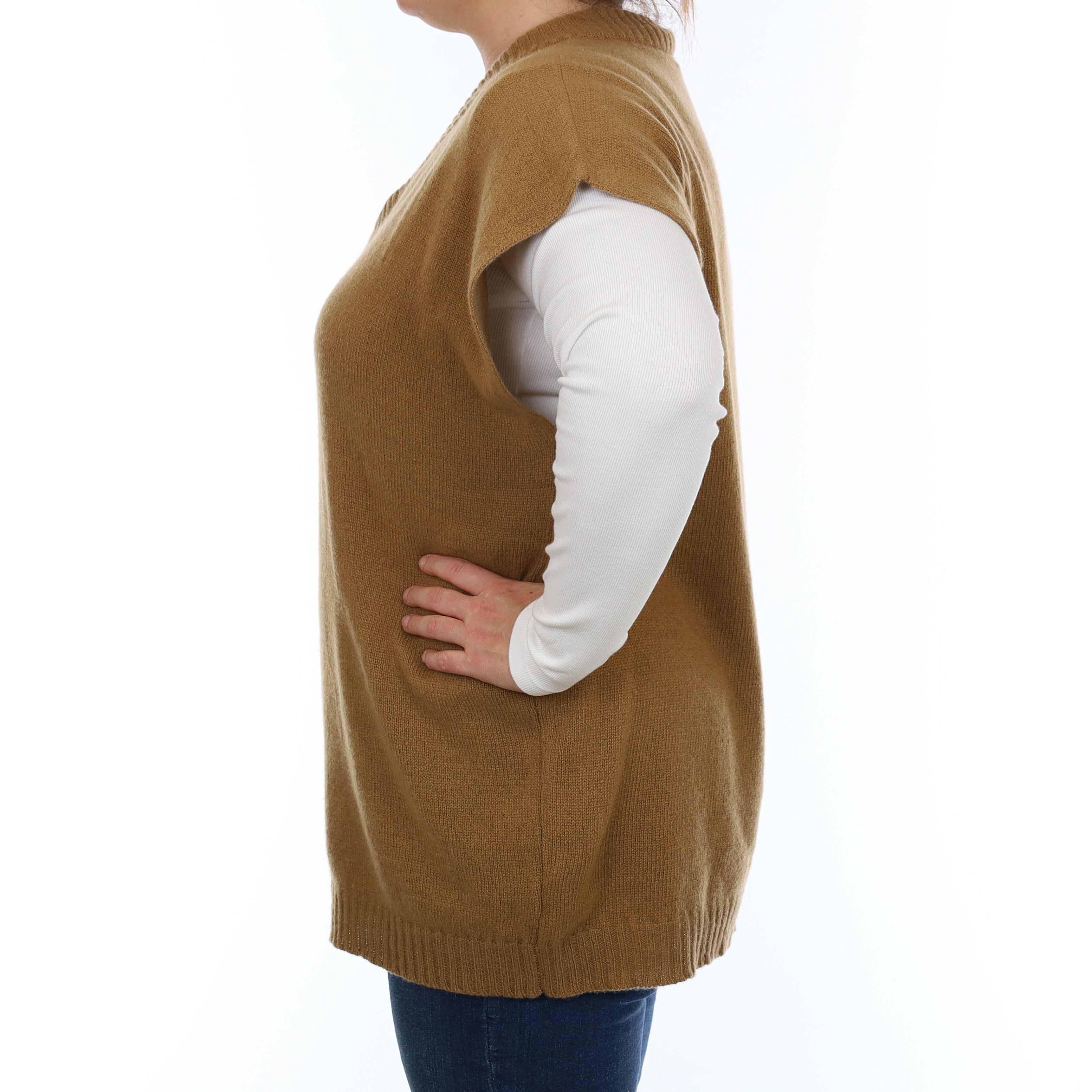 Brand New Scottish Butterscotch Brown Sleeveless Cashmere V Neck Jumper Large