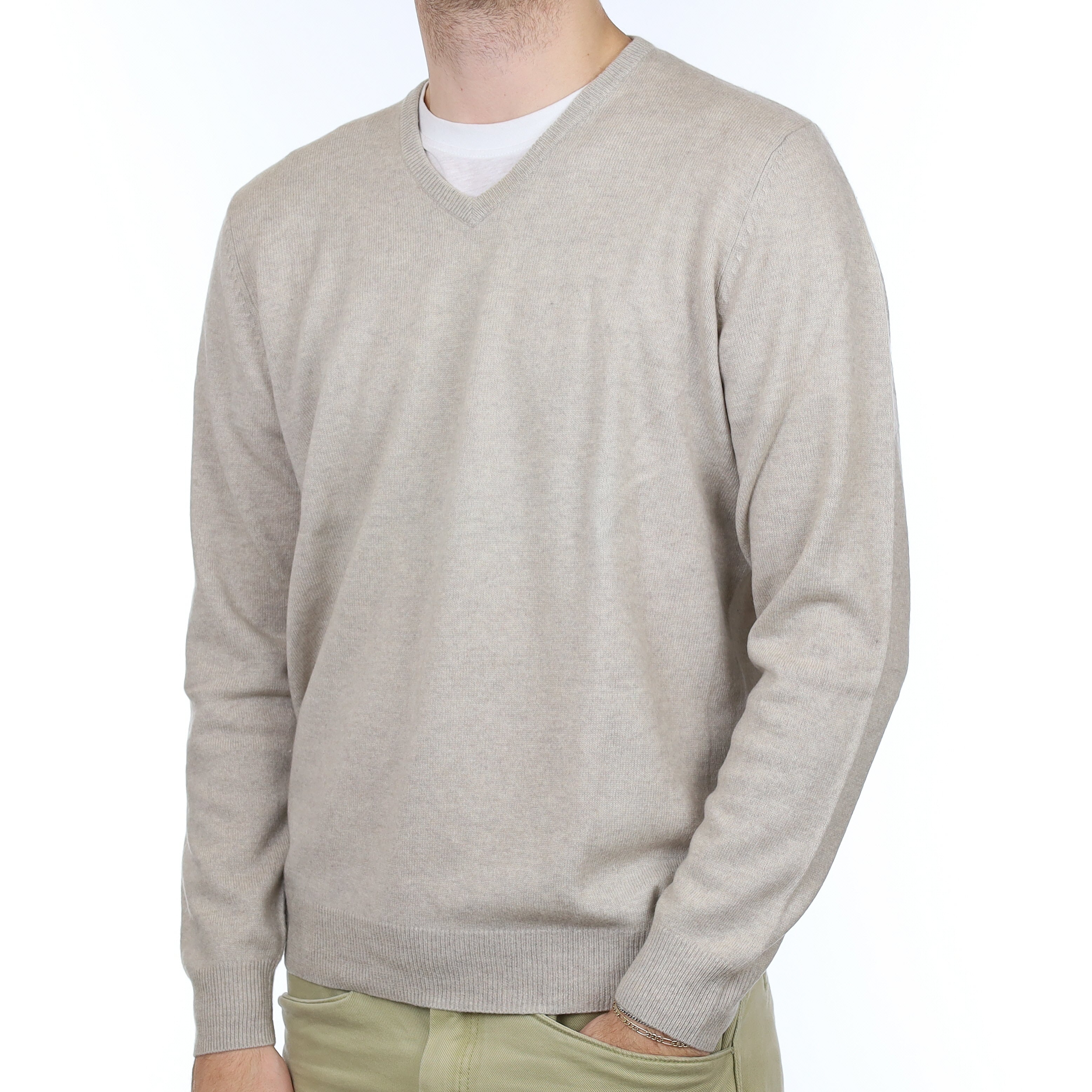 Men's Alabaster Cashmere V Neck Jumper Large