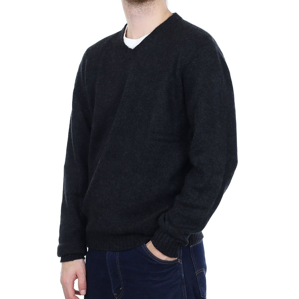 Men's Scottish Charcoal Chunky Cashmere V Neck Jumper Large