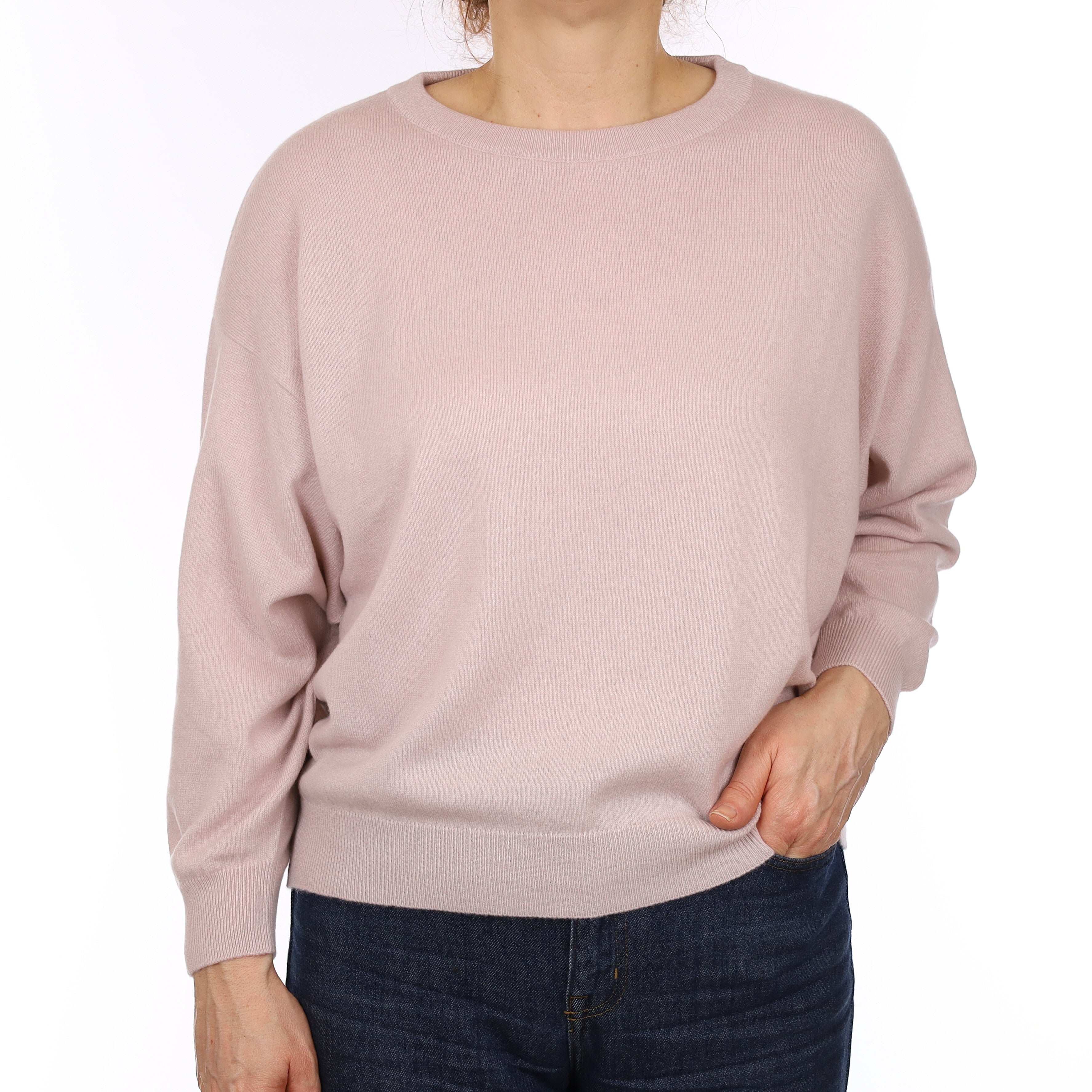 Brand New Begg & Co s Plaster Pink Cashmere Slouchy Crew Neck Jumper Medium