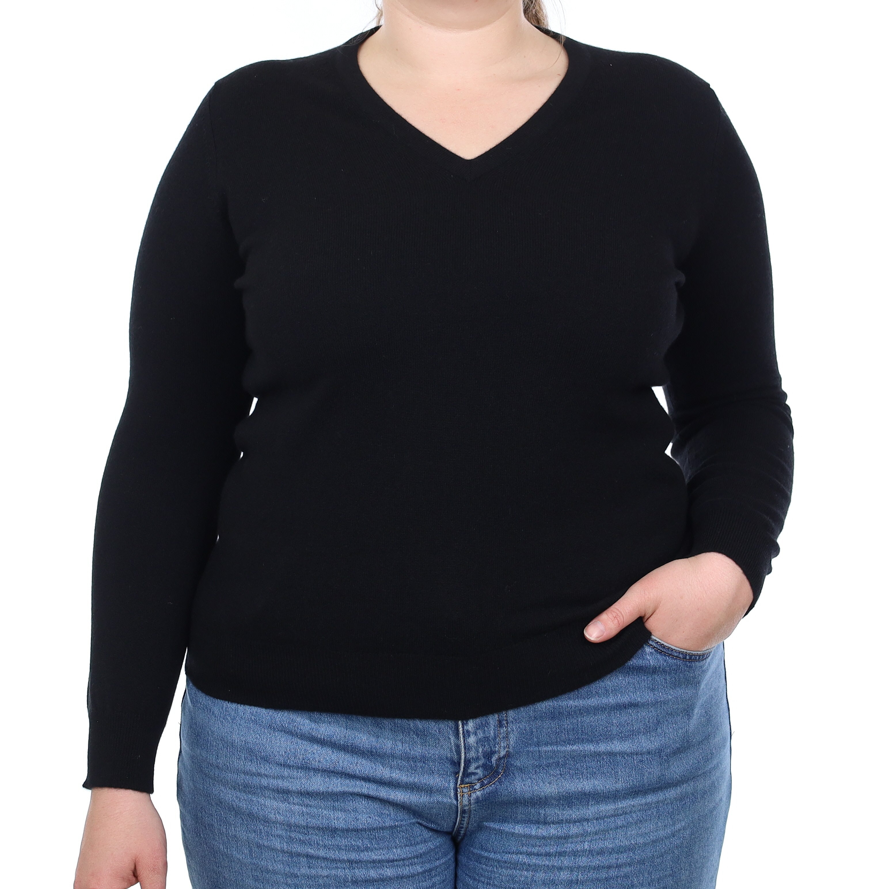 Brand New Scottish Black Cashmere V Neck Jumper Large