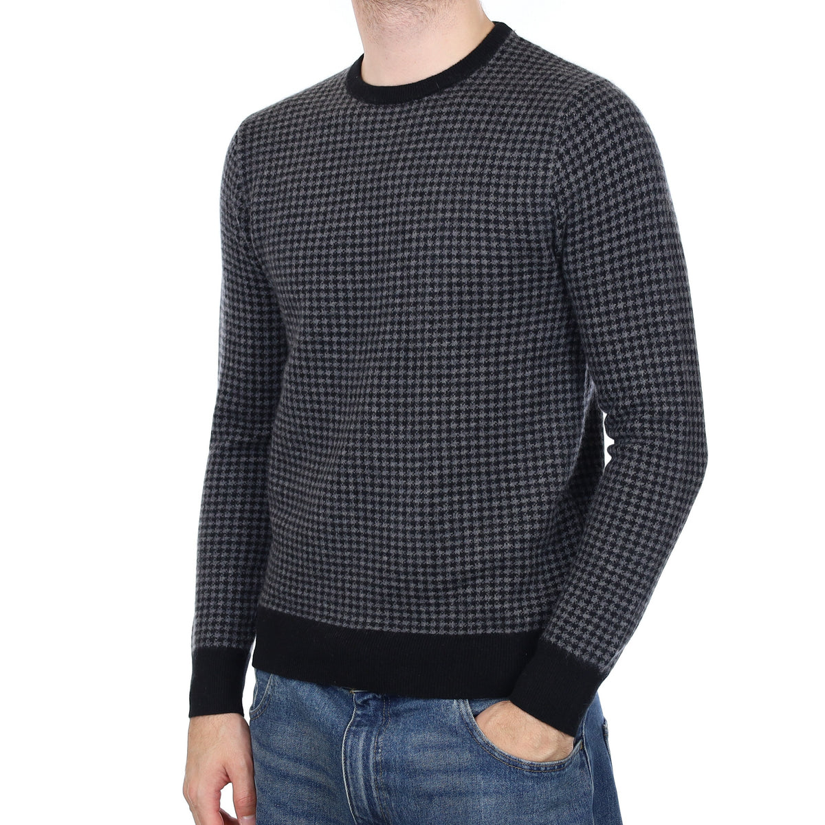 Men's Black and Grey Dogtooth Cashmere Crew Neck Jumper Medium