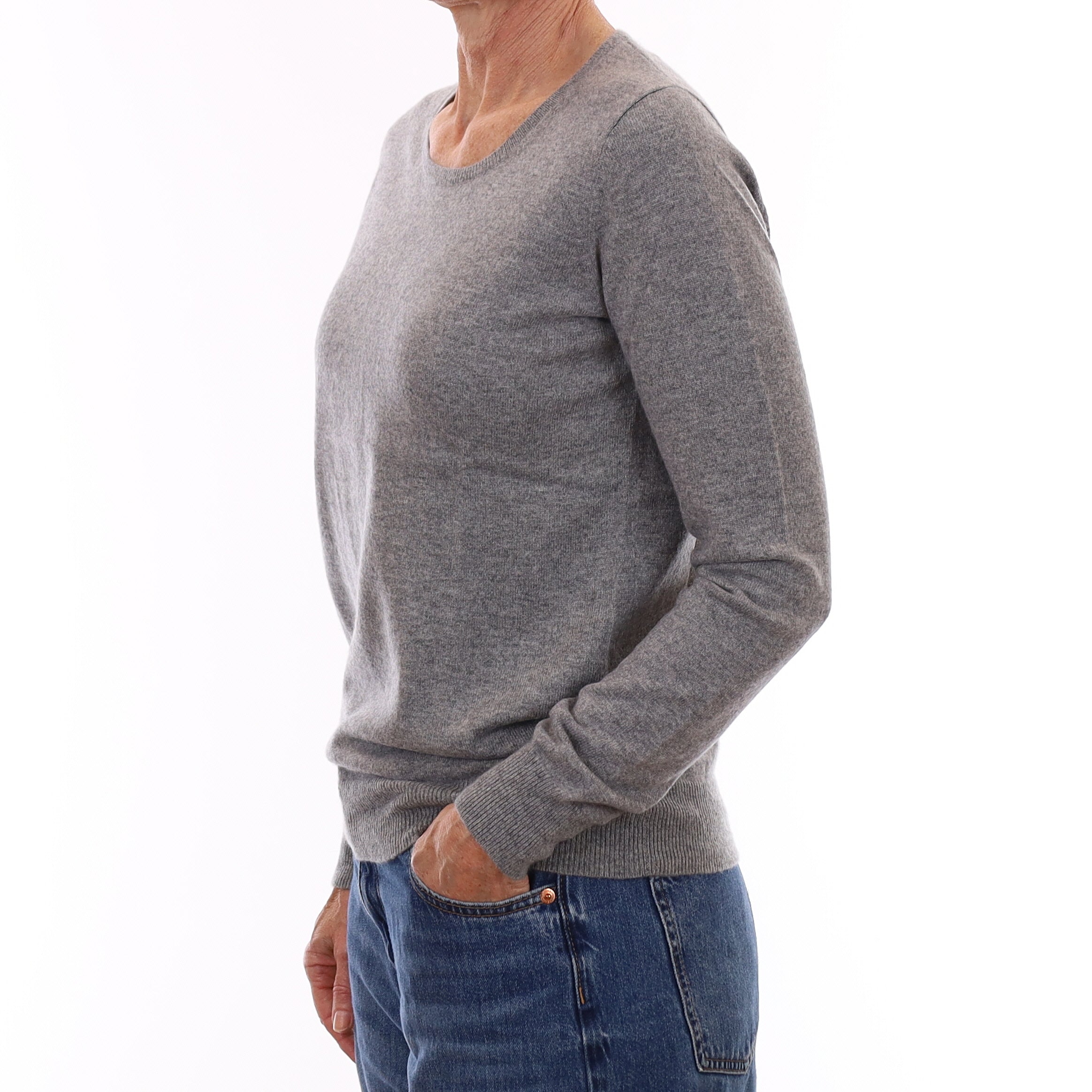 N Peal Ash Grey Cashmere Crew Neck Jumper Small