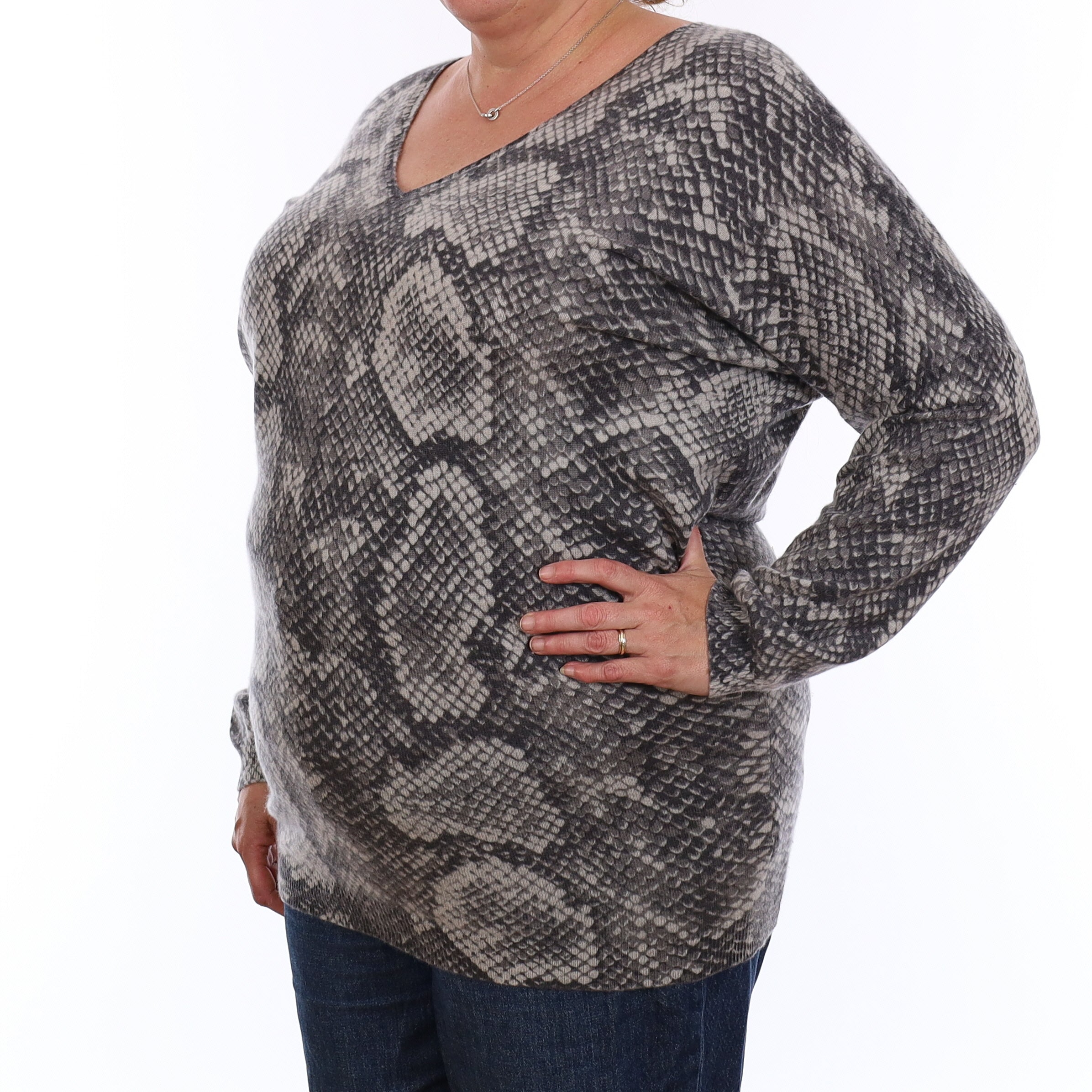 Grey Snake Skin Cashmere V Neck Jumper Extra Large