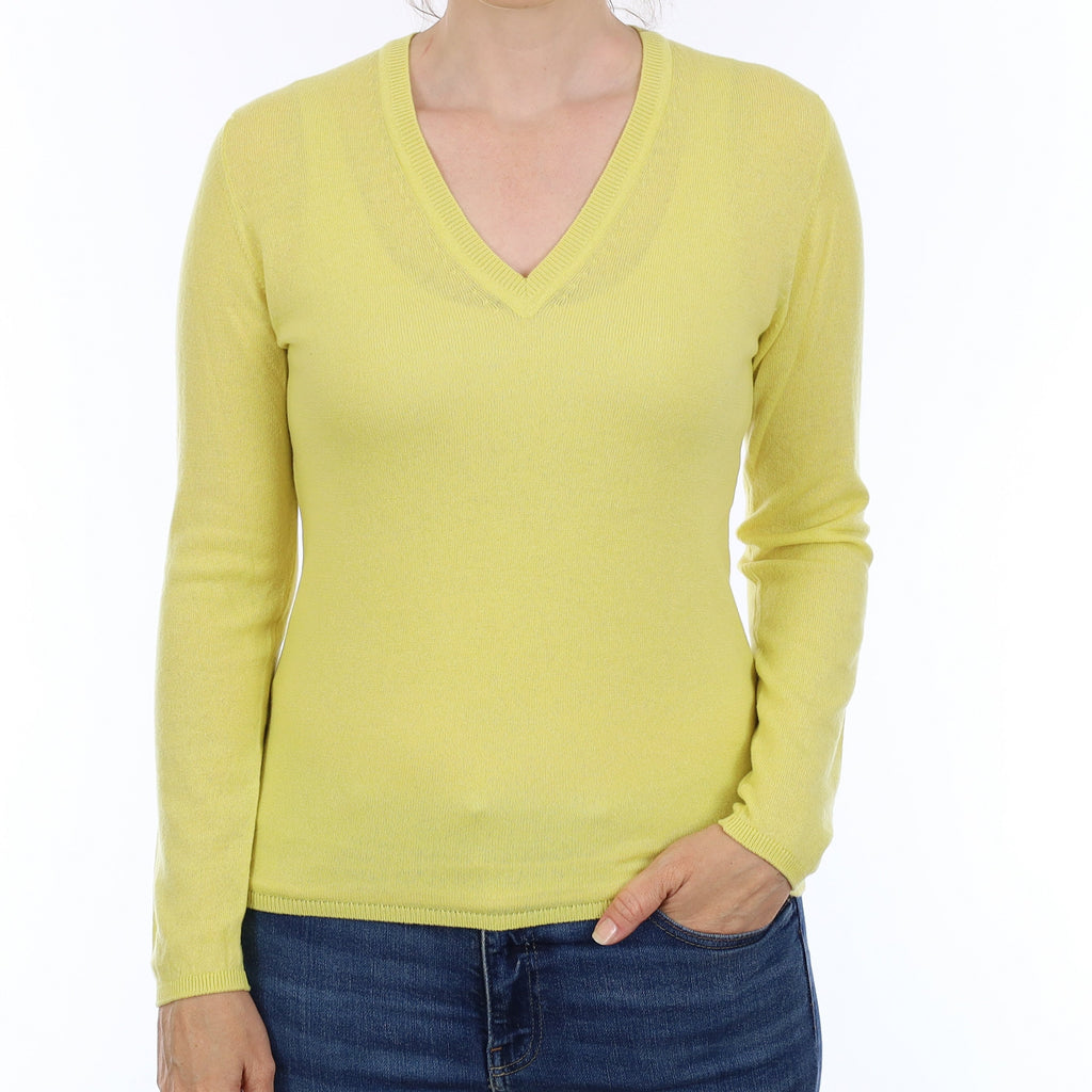 Brand New Scottish Primrose Yellow Cashmere V Neck Jumper Small