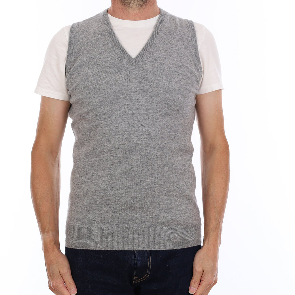 Men's Brand New Scottish Smoke Grey Cashmere V Neck Jumper Small