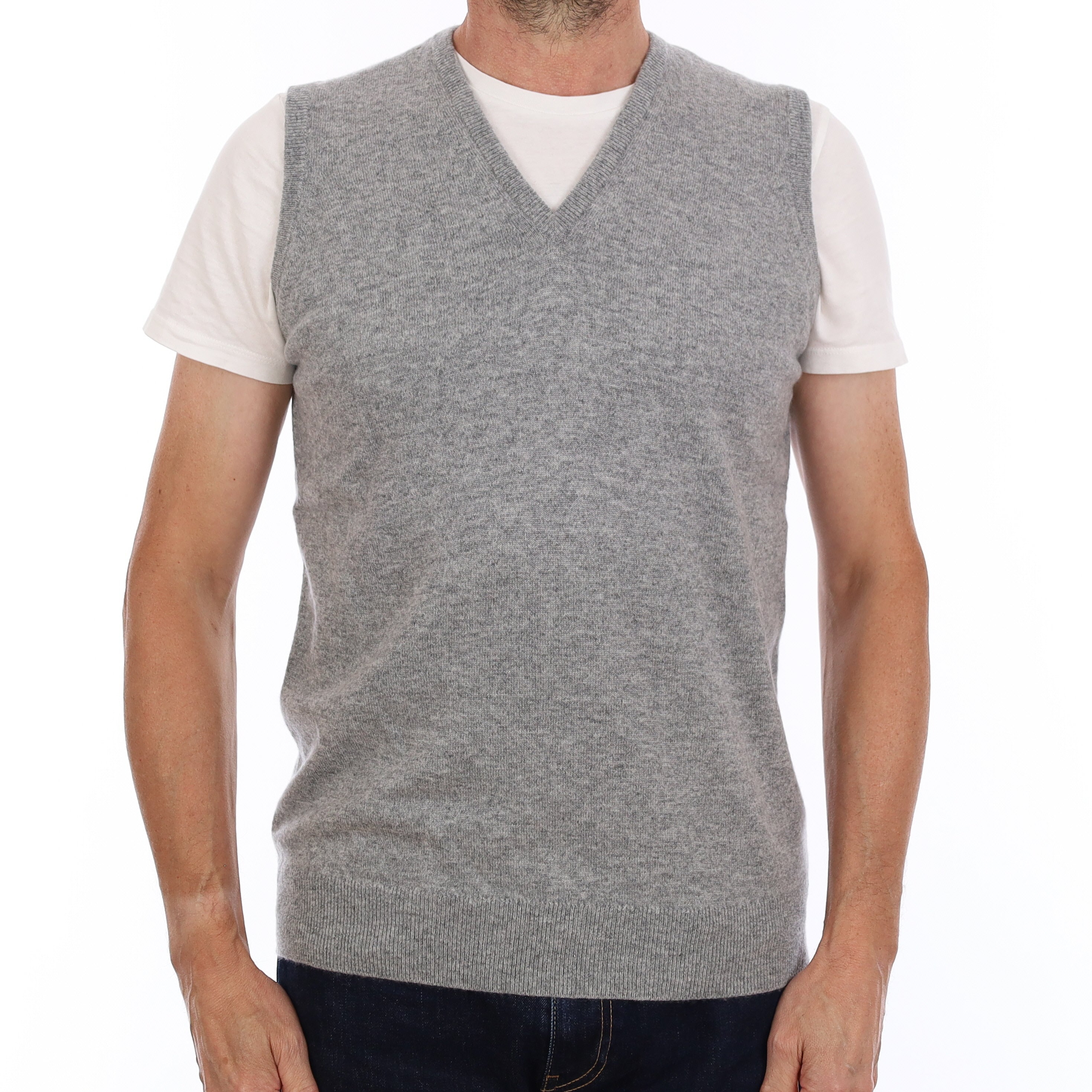 Men's Brand New Scottish Smoke Grey Cashmere V Neck Jumper Small