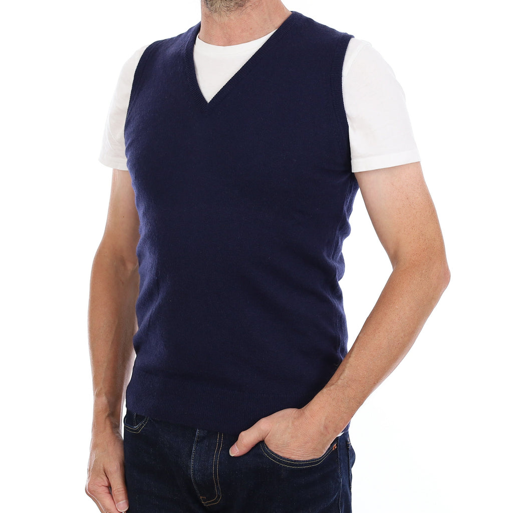 Men's Brand New Scottish Navy Cashmere V Neck Jumper Small