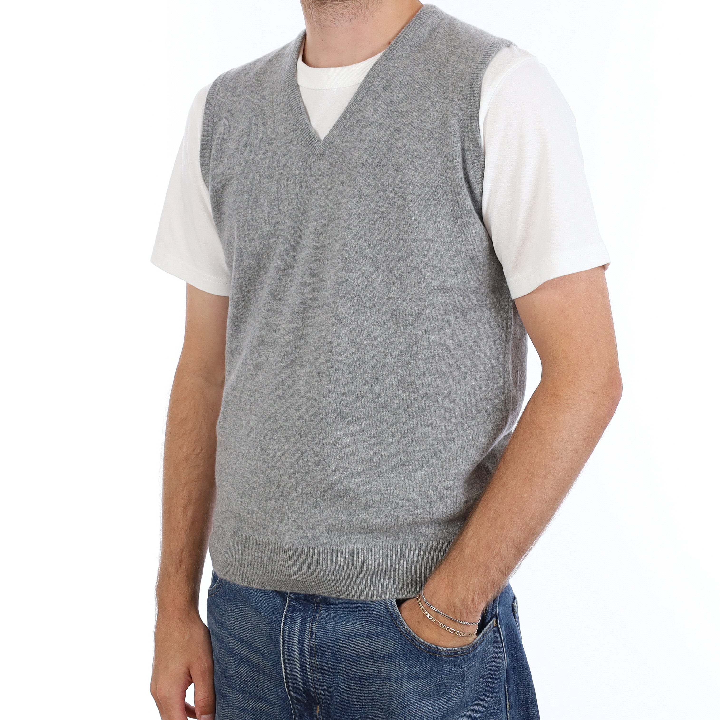 Men's Brand New Scottish Smoke Grey Cashmere V Neck Tank Top Medium