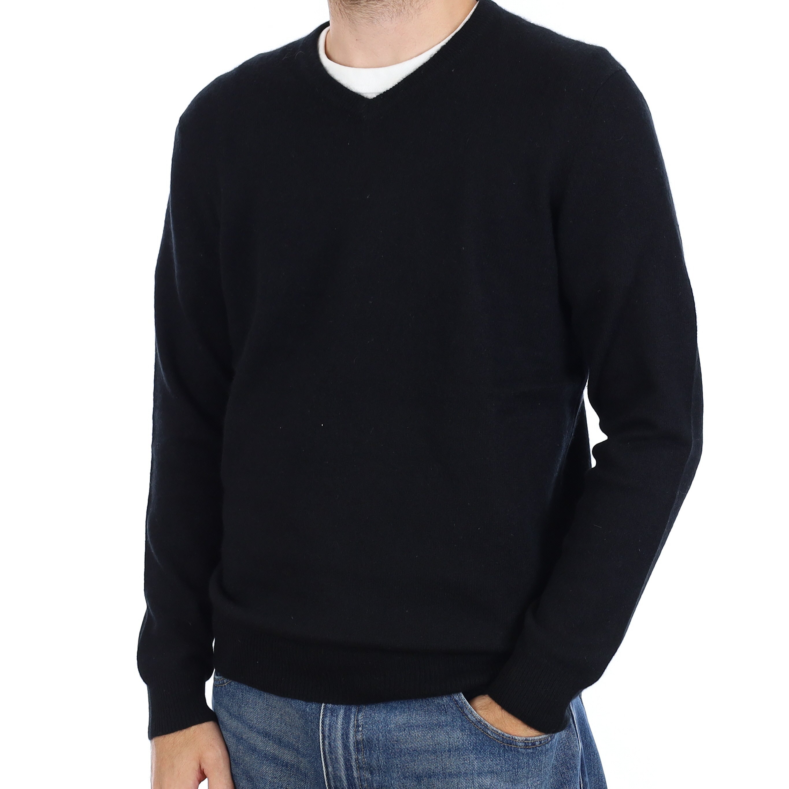 Men's Black Cashmere V Neck Jumper Medium