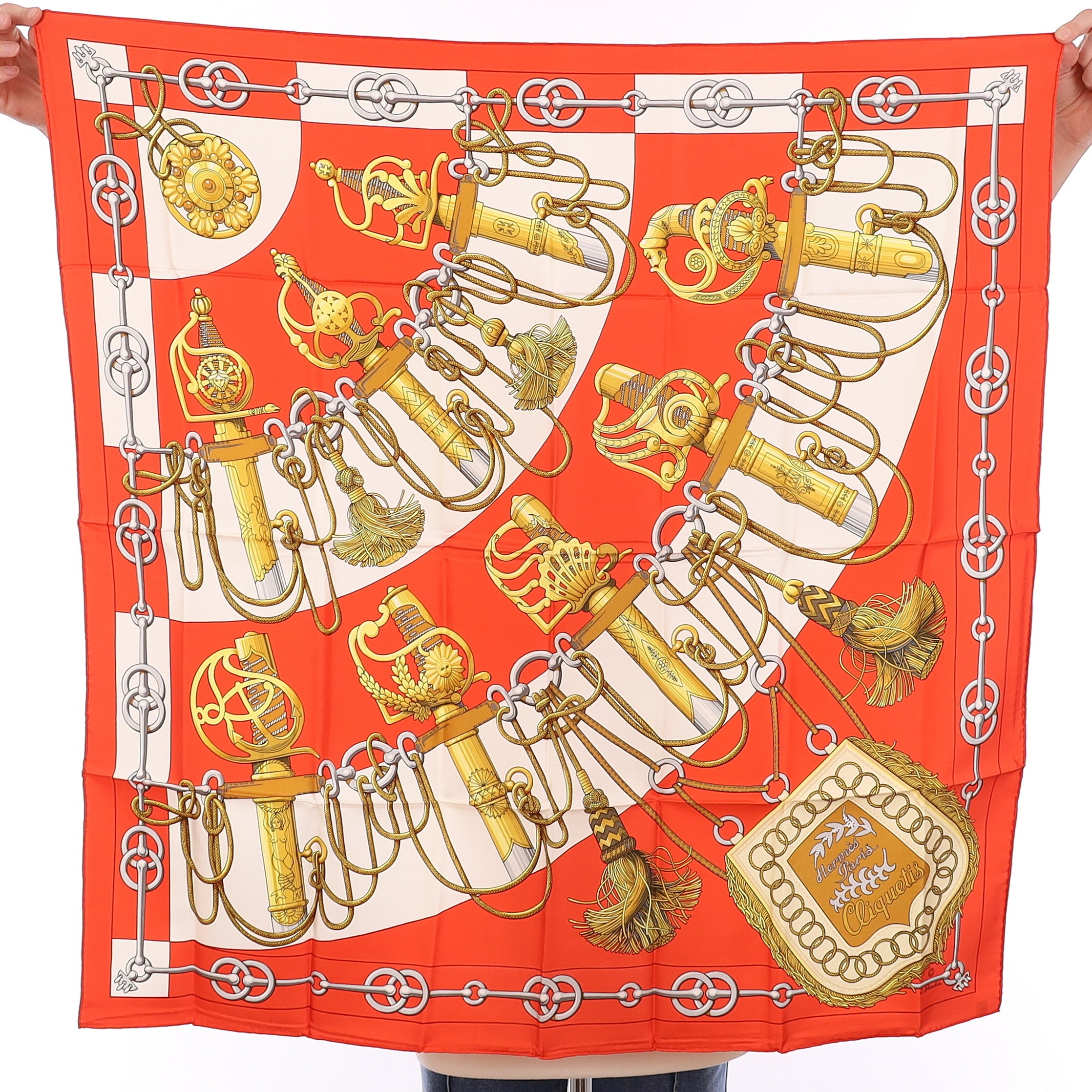 Brand New Boxed Hermès Cliquetis Silk Scarf