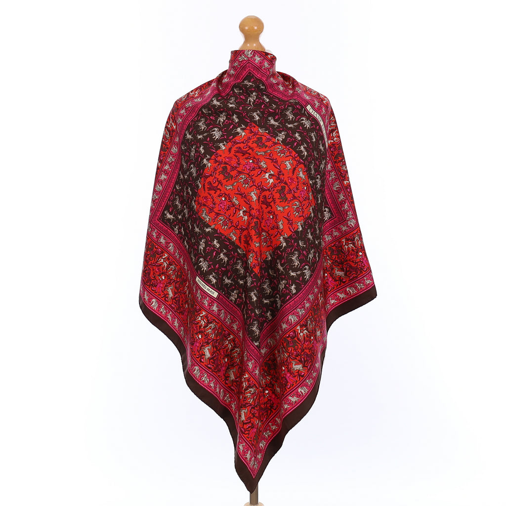 Pristine Hermès Chasse en Inde Silk Scarf