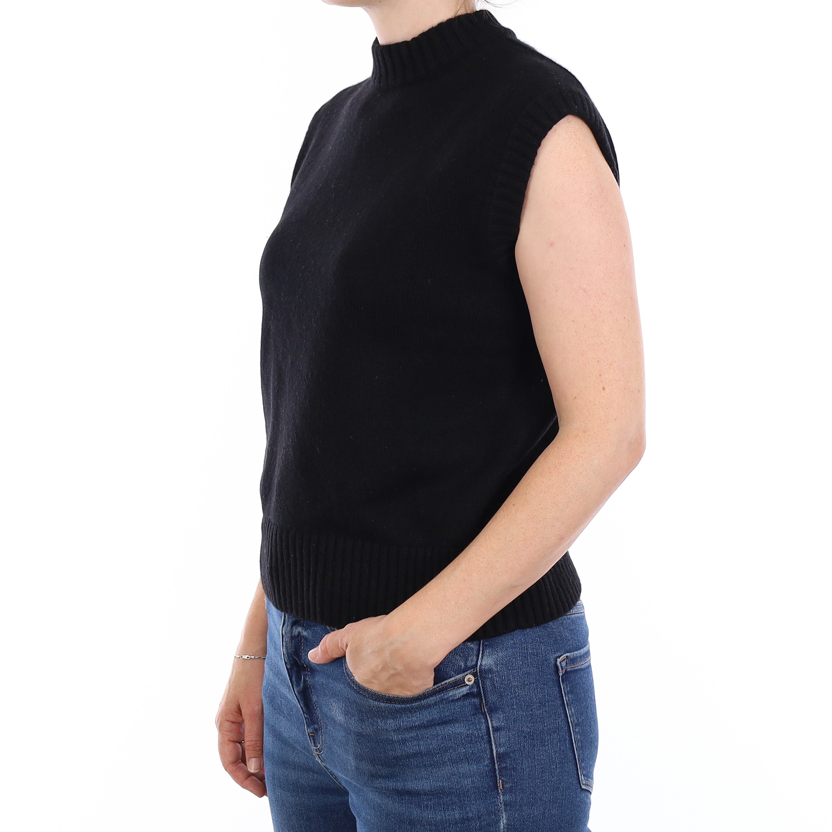 Black Chunky Cashmere Crew Neck Tank Top Small