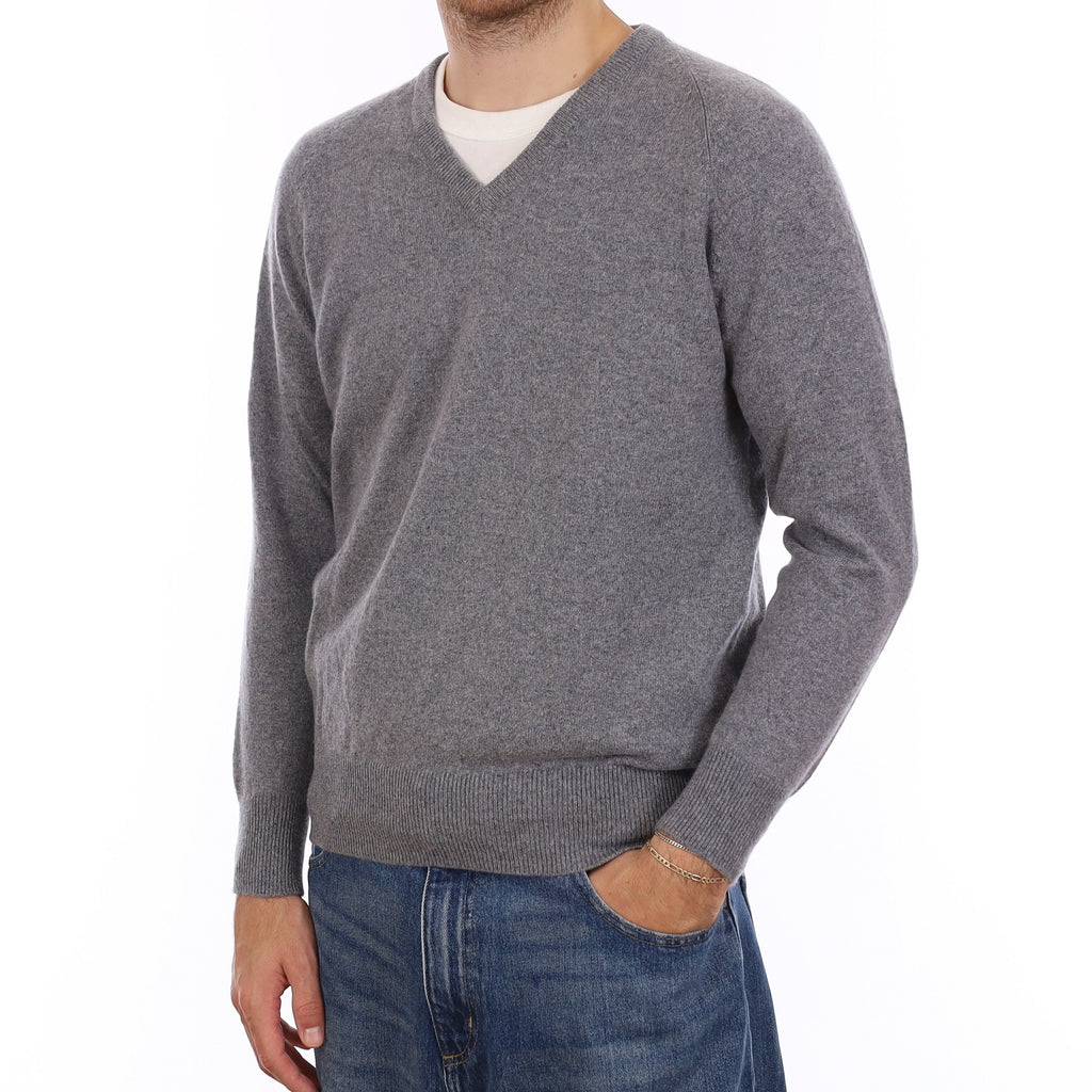Men's Ash Grey Cashmere V Neck Jumper Medium