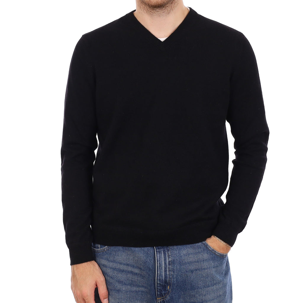 Men's Black Cashmere V Neck Jumper Medium