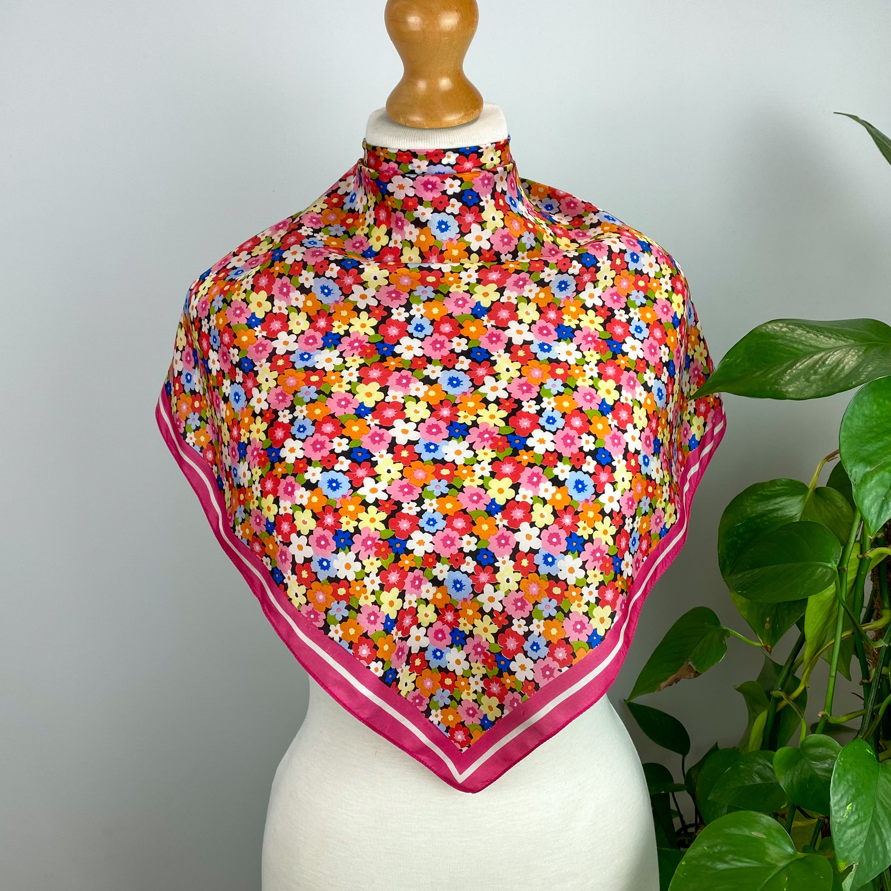 Multicoloured Flowery Pattern Silk Scarf