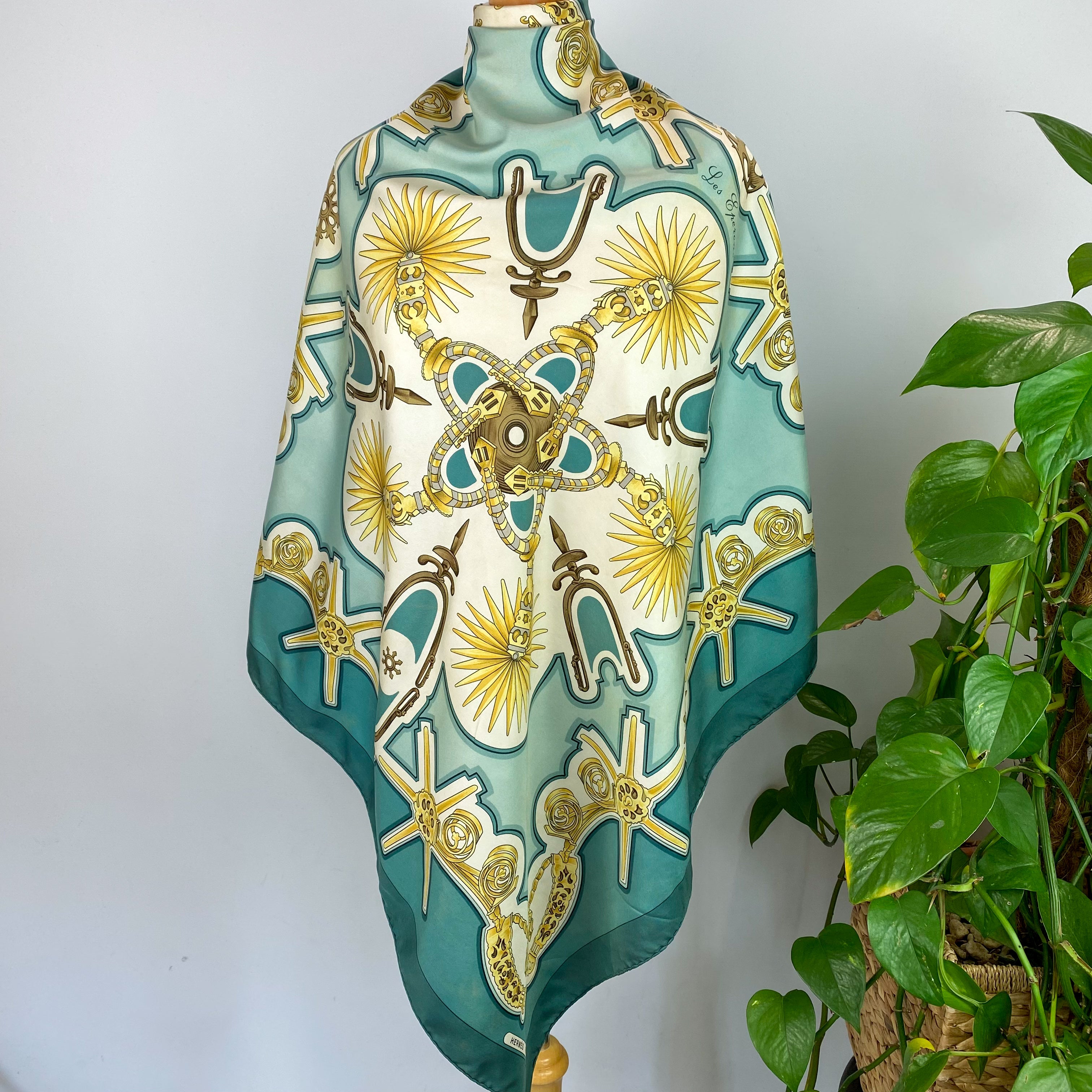 Hermès Les Eperons Vintage Silk Scarf