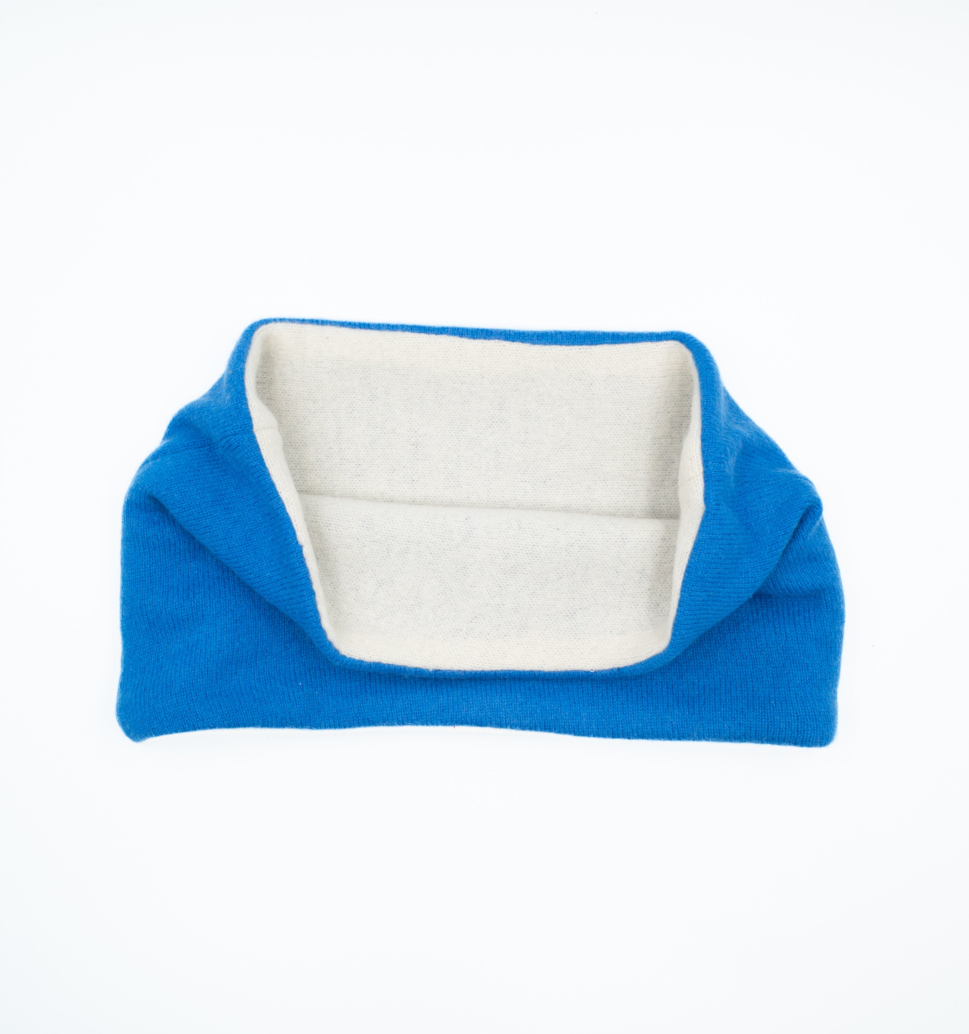 Bright Aqua Blue and Cream Neck Warmer