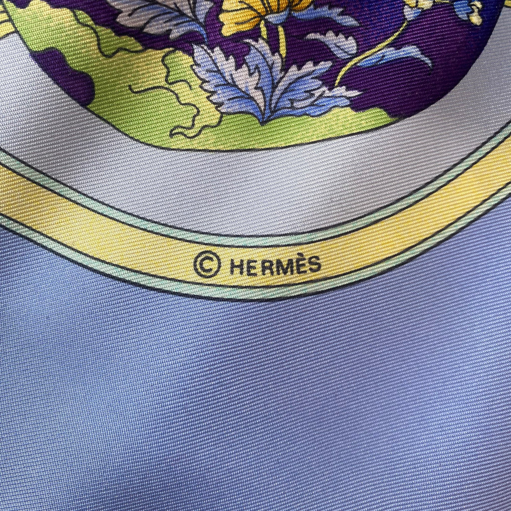 Brand New Boxed Hermès Qu’importe Le Flacon Silk Scarf